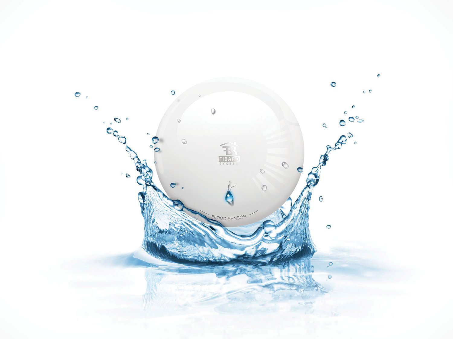 Fibaro Flood Sensor - Water Leak Detector with Bluetooth for Smart Home Security | Basement, Bathroom & Kitchen Protection
