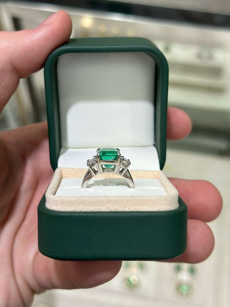 5.10tcw 18K Gold Vivid Green Colombian Emerald & Diamond Three Stone Prong Set Ring for Women - Perfect for Engagement, Anniversary & Special Occasions