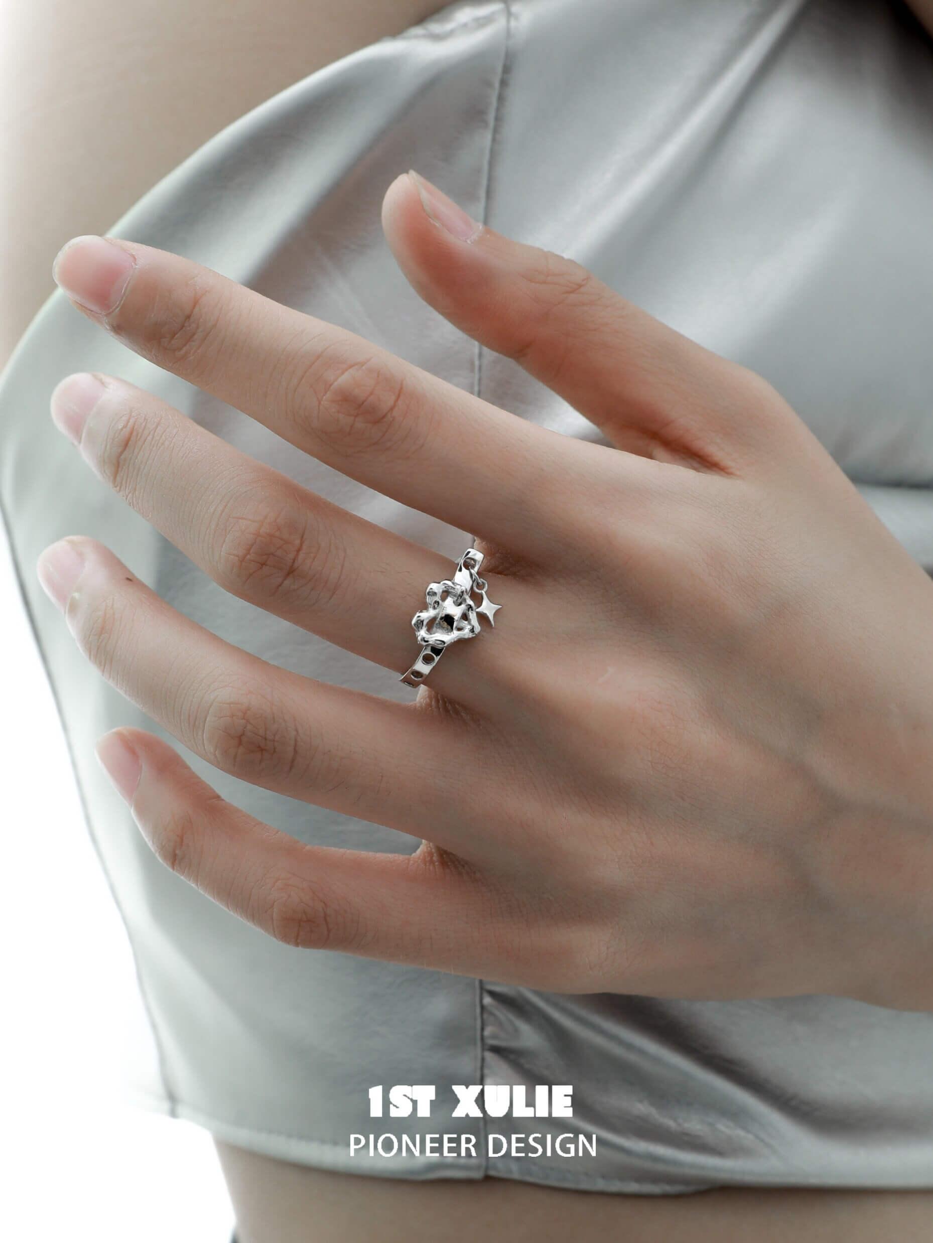 Star Trails S925 Sterling Silver Skeleton Heart Ring - Elegant Gothic Jewelry for Women, Perfect for Valentine's Day, Anniversary Gifts & Gothic Fashion Accessories
