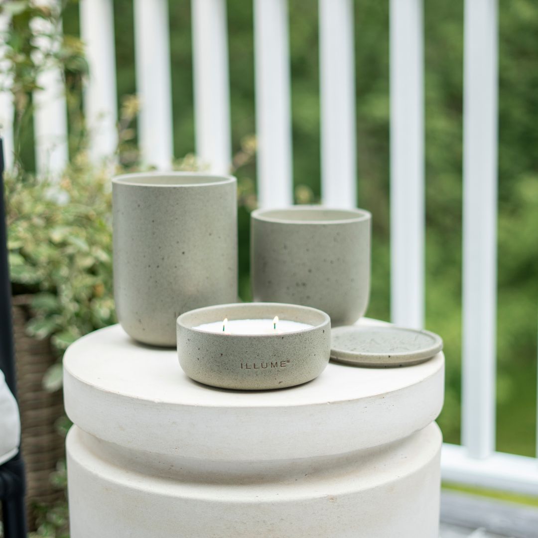 Vetiver Sage Scented Medium Outdoor Ceramic Candle - Perfect for Patio, Garden, and Backyard Relaxation