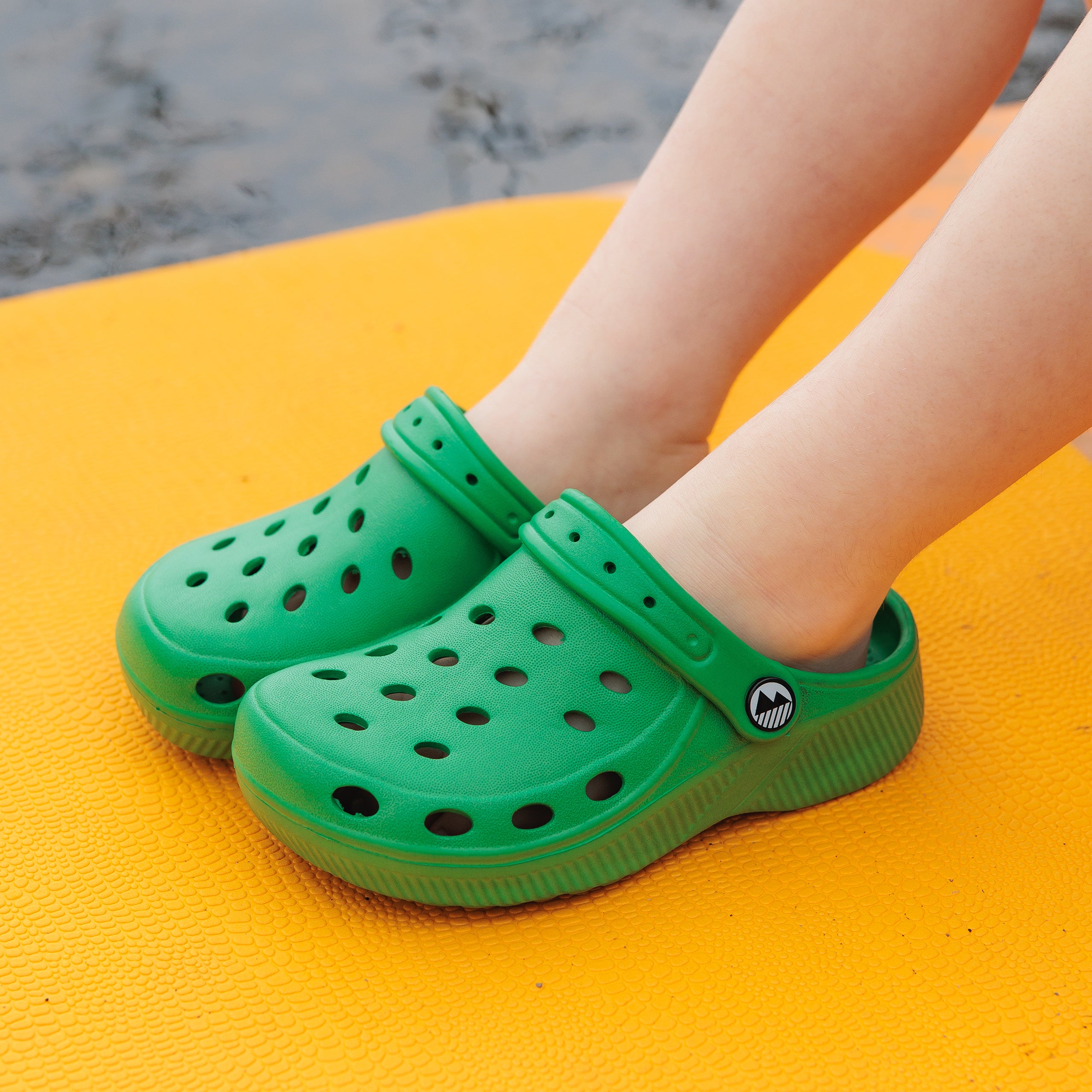 Breathable Kids' Slippers - Soft & Comfortable Ventilated Clogs for Boys & Girls - Perfect for Indoor Play, Beach, Pool & Backyard Fun