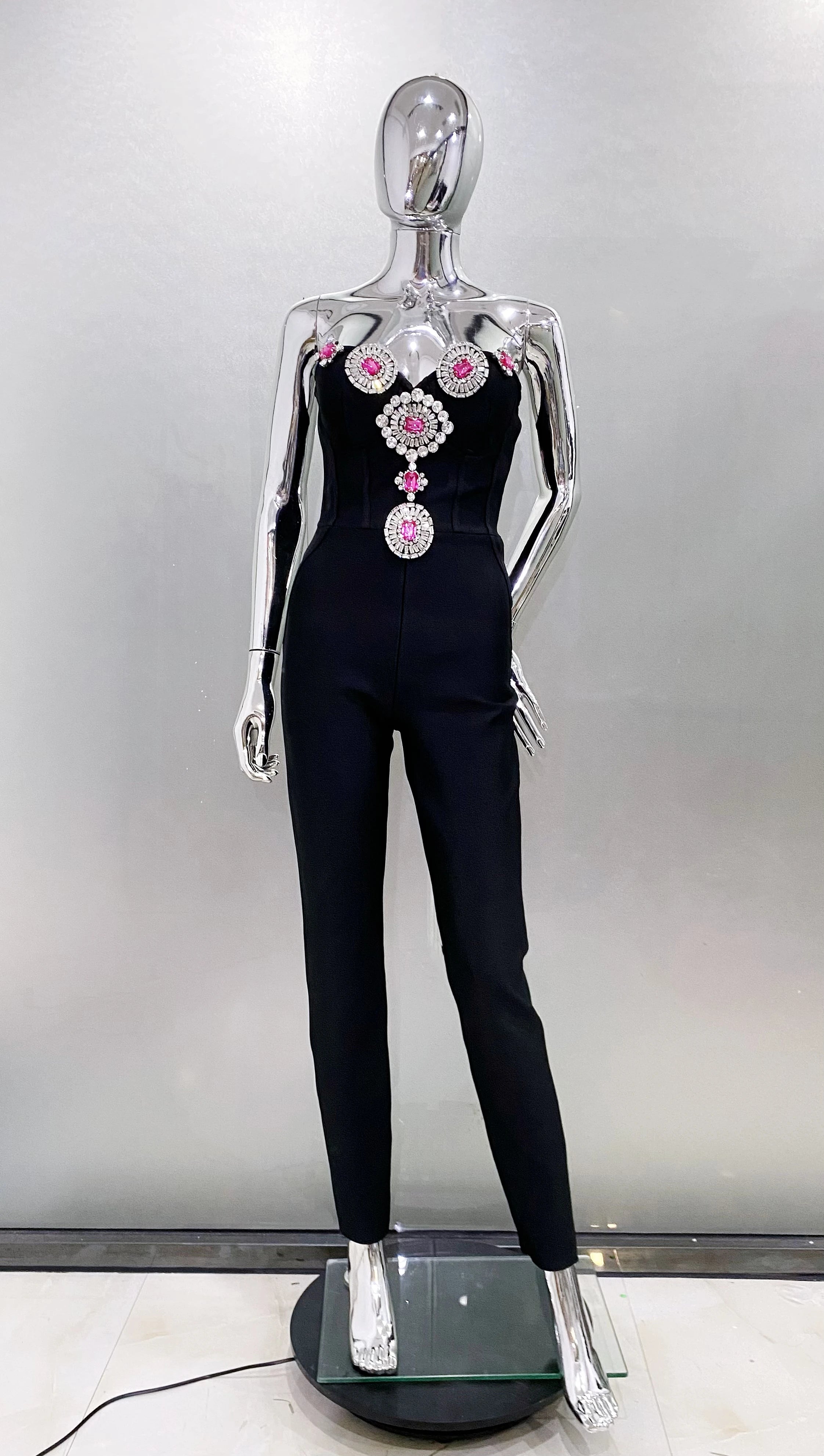 2024 New Fashion Sparkly Crystal Strapless Bodycon Bandage Jumpsuit for Women - Sexy Runway, Nightclub & Party Wear - Perfect for Clubbing, Date Nights & Special Occasions