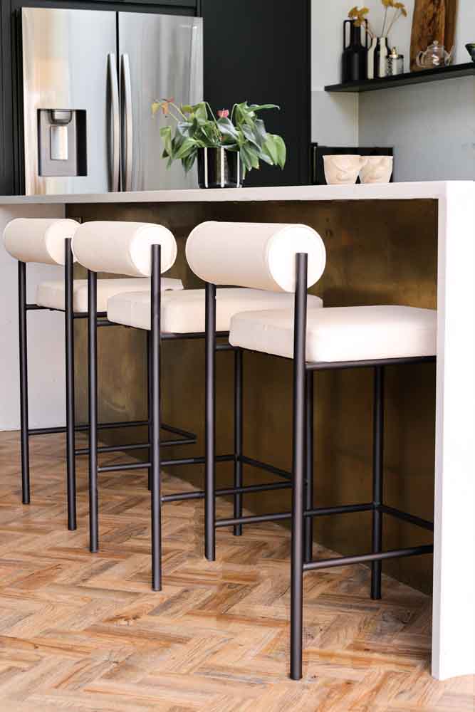 Black & Cream PU Leather Swivel Bar Stool with Backrest - Modern Kitchen Island, Breakfast Nook & Home Bar Seating