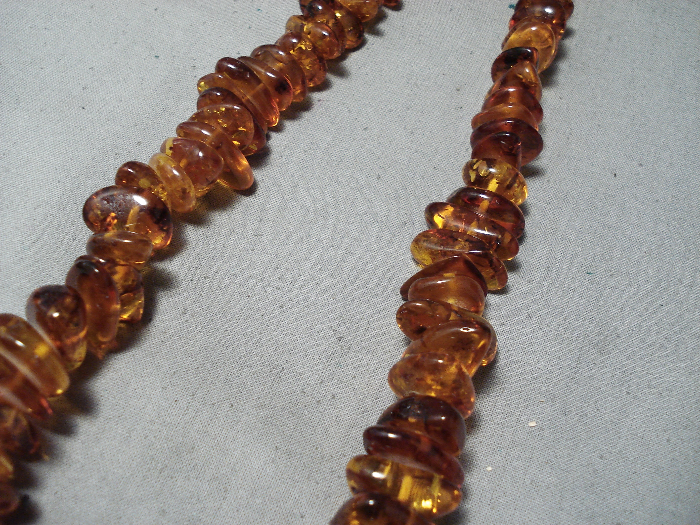 Authentic Navajo Amber Necklace - Handmade Native American Jewelry for Women - Perfect for Boho Fashion, Festivals & Gift Giving