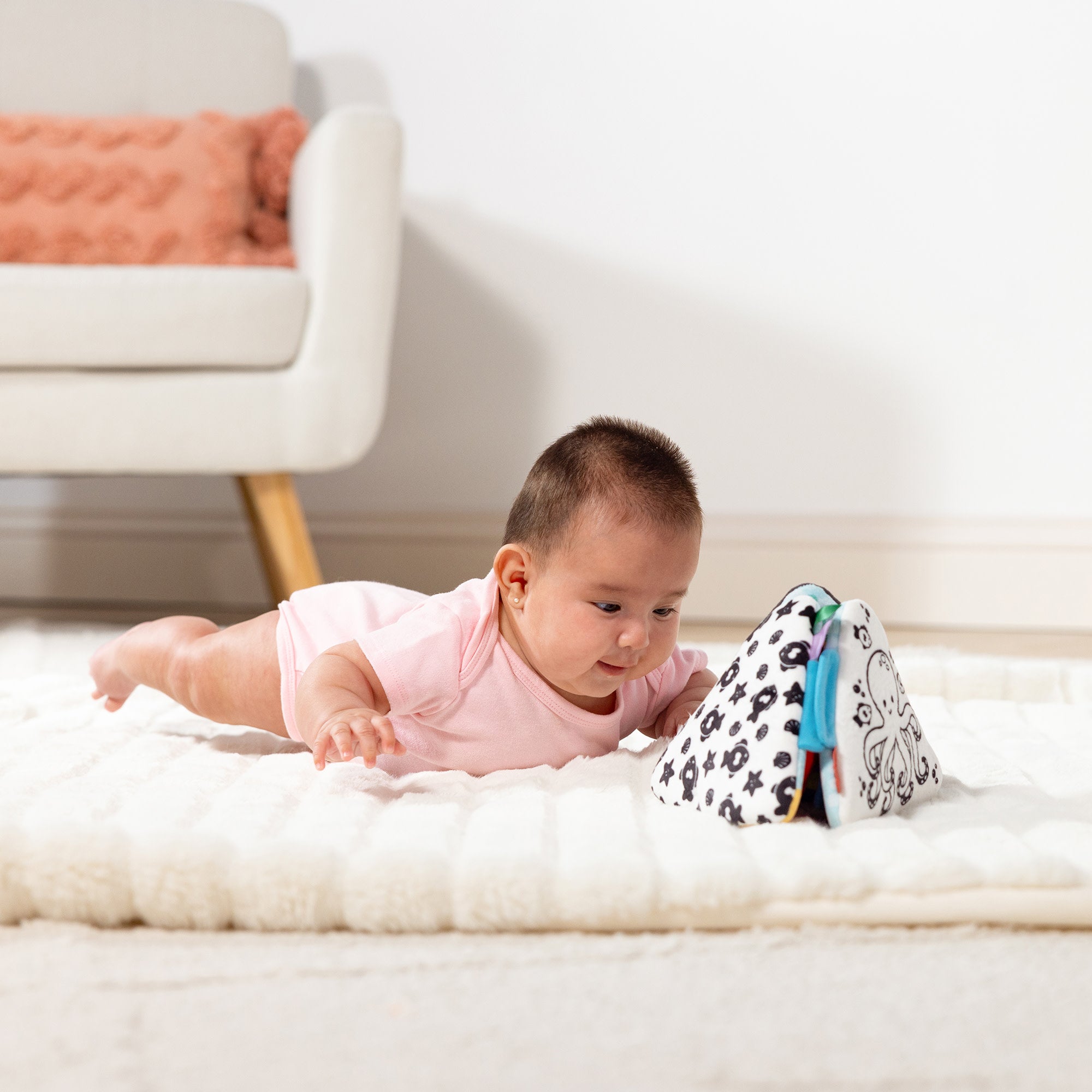 Ocean Tummy Time Triangle Baby Toy - Soft Sensory Play Mat for Newborns & Infants - Perfect for Early Development & Playtime on Floor or Crib