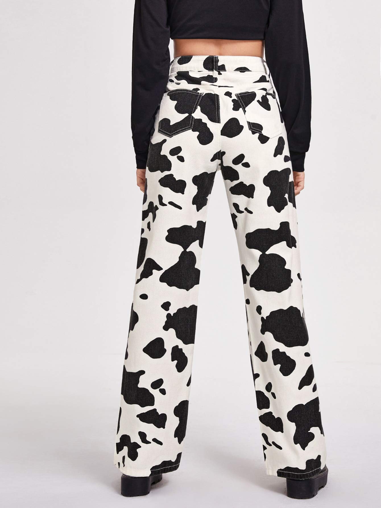 WDIRARA Women's High Waist Cow Print Wide Leg Jeans - Stretchy Denim Pants with Comfortable Fit in Black & White, Size XXS | Perfect for Casual Outfits, Streetwear & Boho Fashion