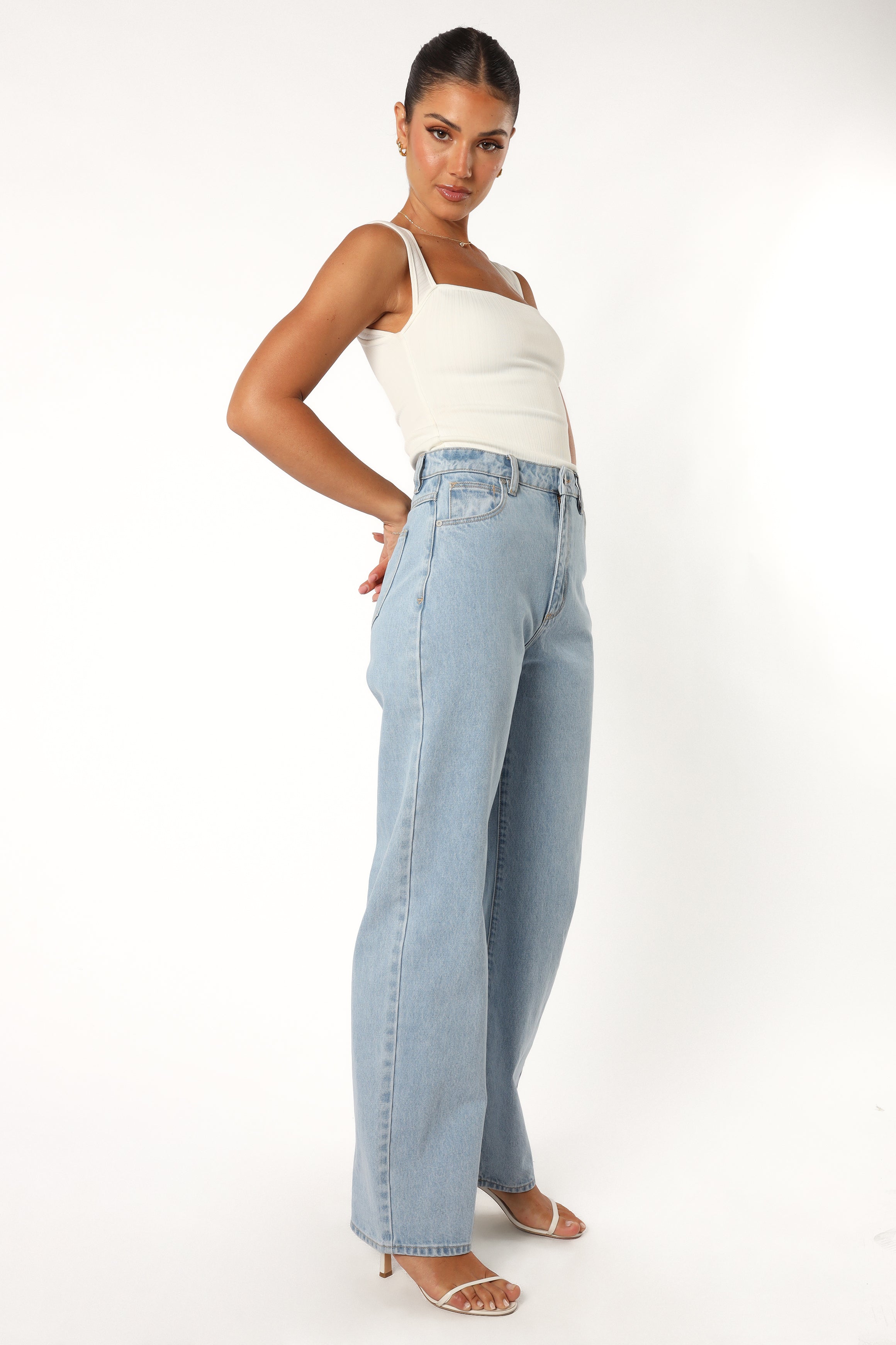 Abrand Carrie Jeans - High Waist Slim Fit Stretch Denim Pants for Women | Perfect for Casual Wear, Office & Date Night Outfits