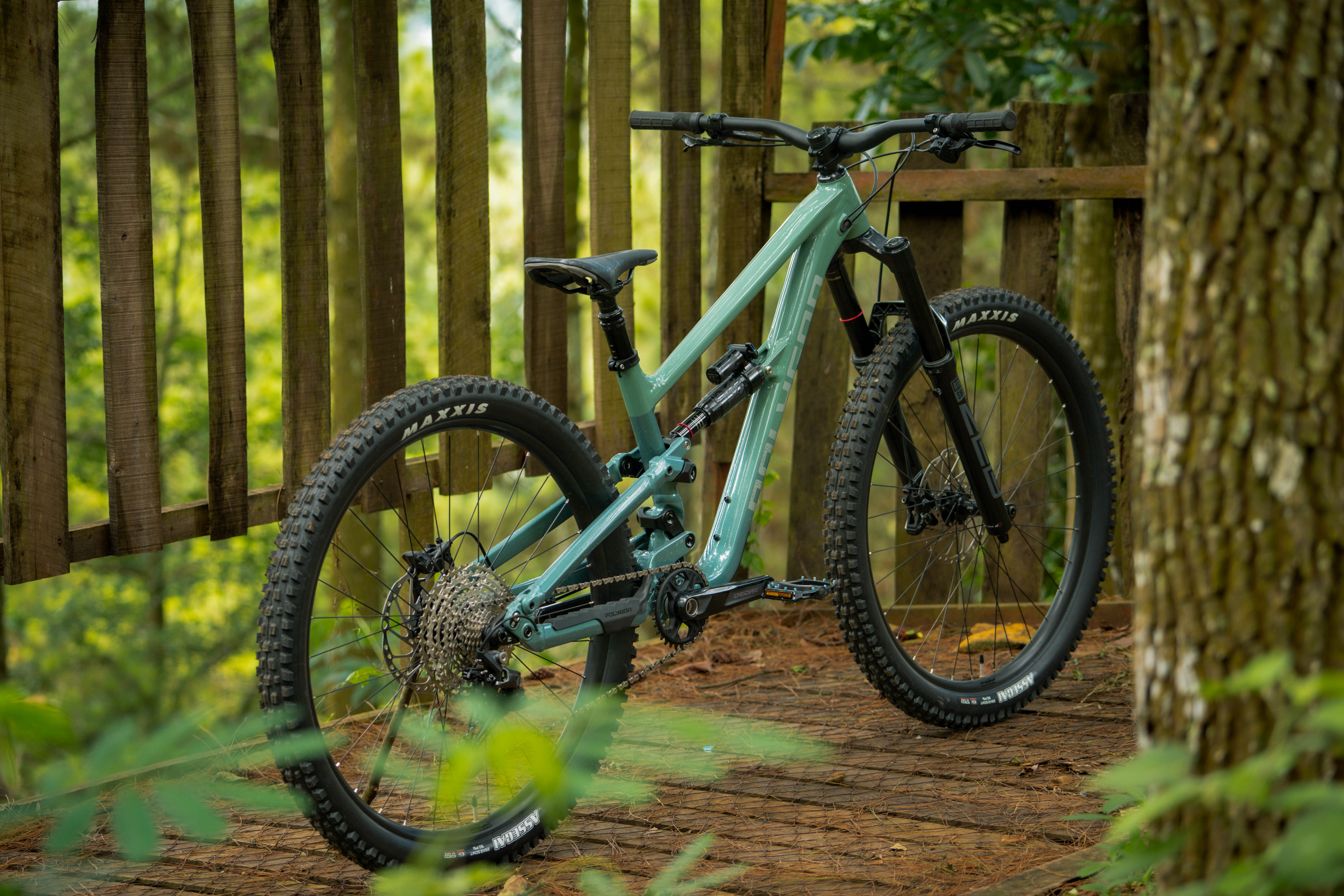 Polygon Collosus N7 Enduro Mountain Bike - 29
