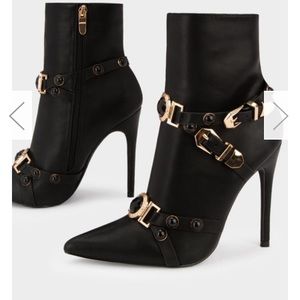 Stylish Black Pointy Toe Belted Ankle Boots for Women - Perfect for Office, Party & Night Out Fashion