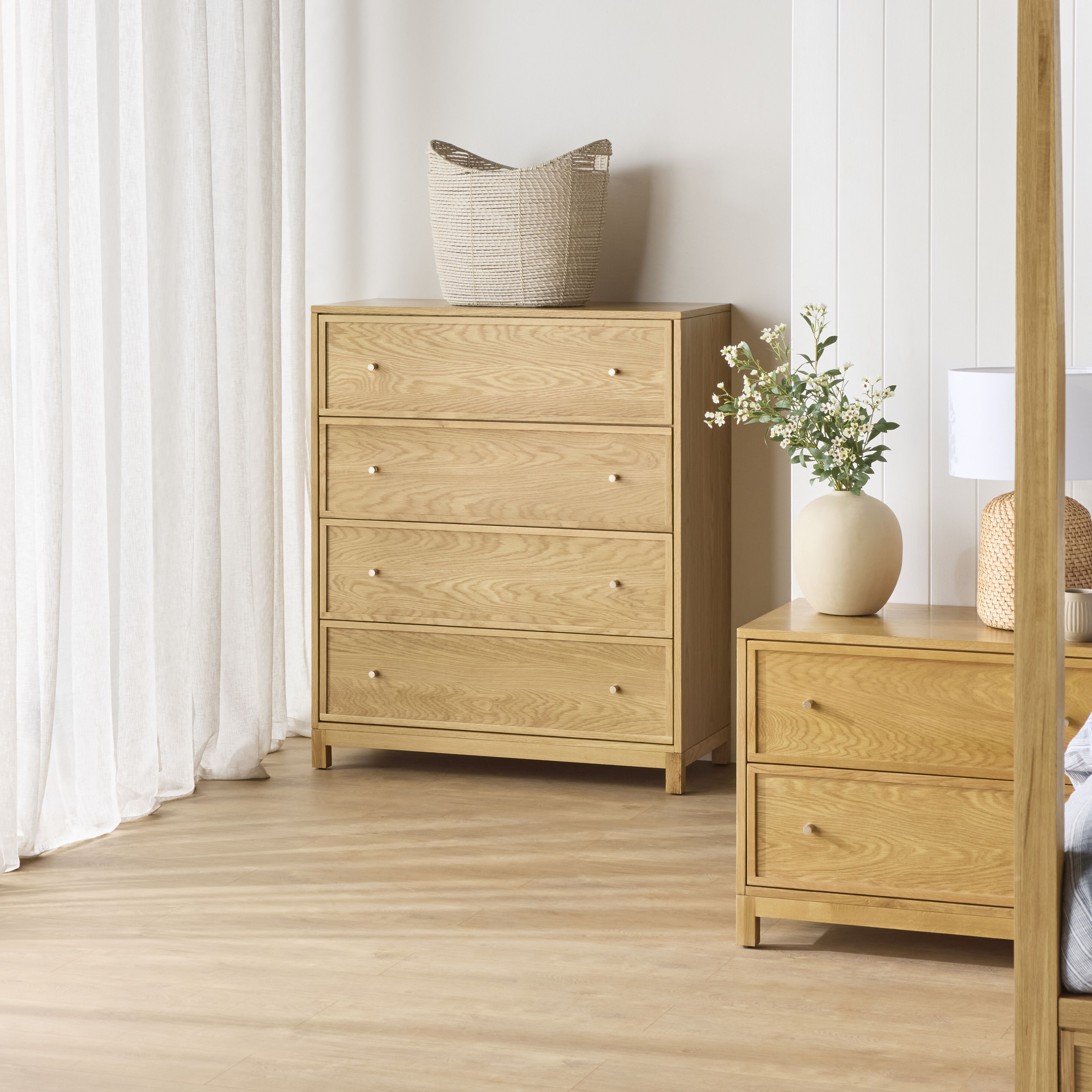 Avalon 4-Drawer Chest Light Oak - Stylish Wooden Dresser for Bedroom Storage & Organization