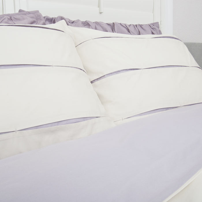 Vista Lilac Duvet Cover Set - Queen Size Soft Microfiber Bedding Set with Pillowcases - Perfect for Master Bedroom, Guest Room & Dorm Decor