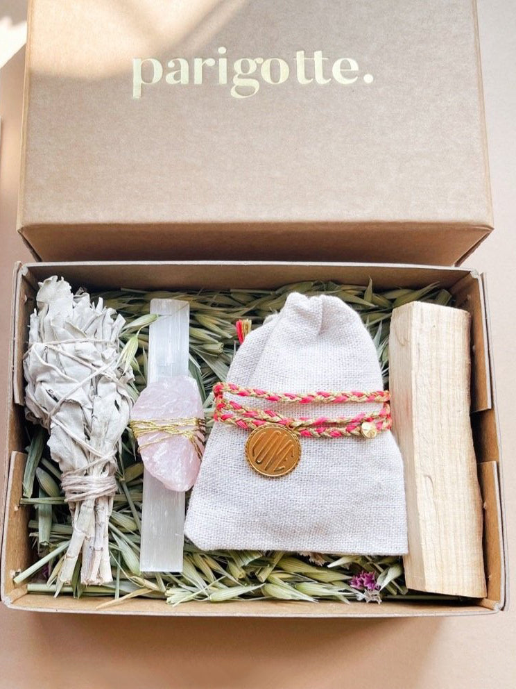 Parigotte Love Box - Romantic Gift Box for Couples, Valentine's Day Present - Perfect for Anniversaries, Proposals & Special Occasions