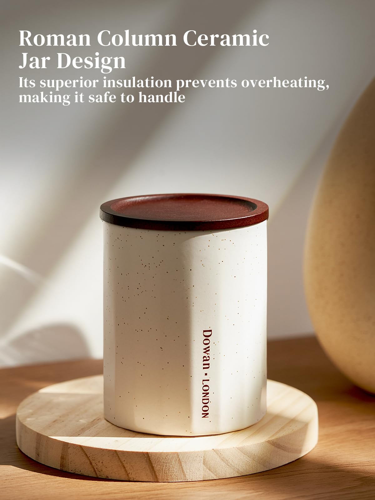 Dowan Beeswax Scented Candles with Wood Wick - Natural Sage & Peppermint Aromatherapy Candle, Non-Toxic Soy Wax for Relaxation - Ideal Housewarming Gift, Perfect for Yoga, Meditation & Home Spa