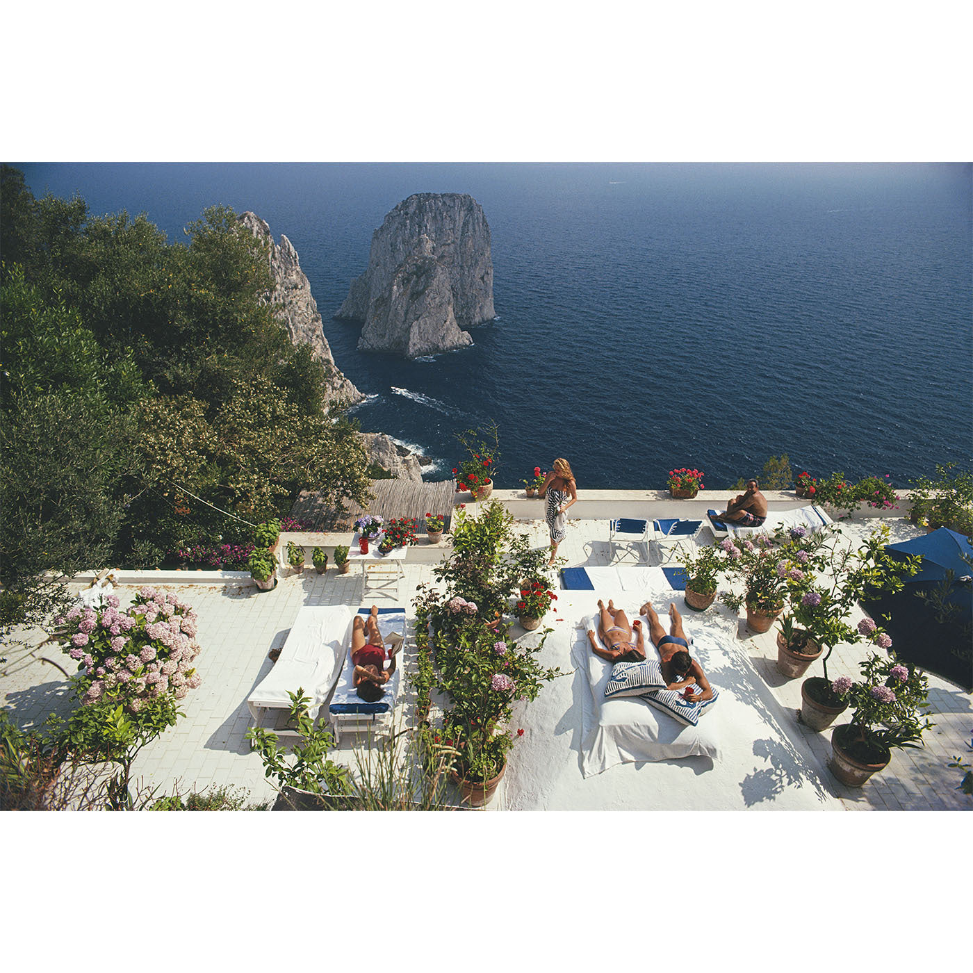 Slim Aarons Il Canille Vintage Photograph - Iconic Wall Art for Home & Office Decor - Perfect for Living Rooms, Bedrooms, and Workspaces