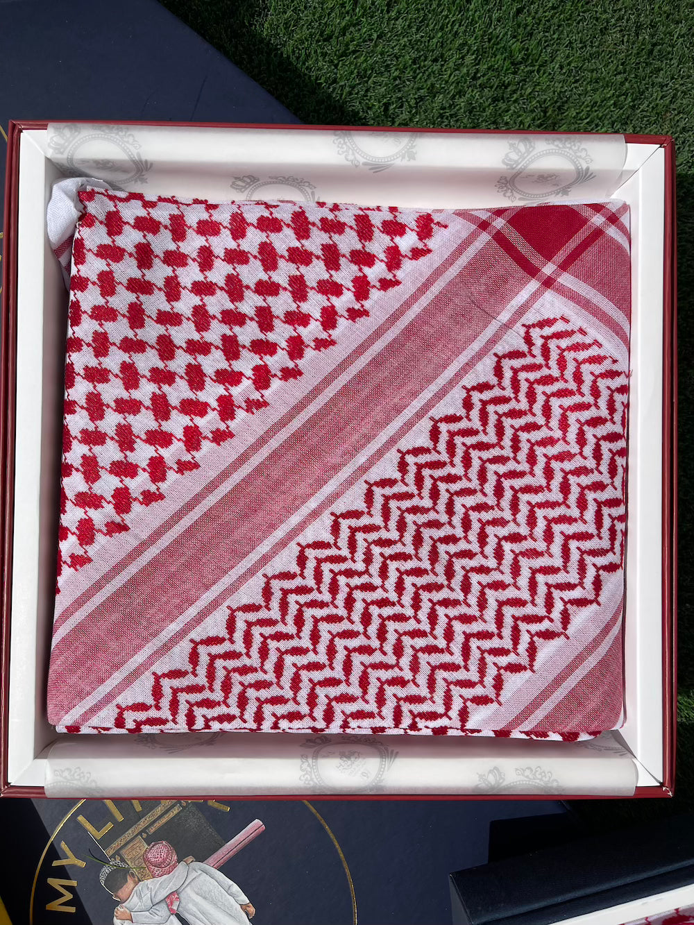 Unisex Red & White Shemagh Keffiyeh Scarf - Arabic Head Wrap for Men & Women - Perfect for Outdoor, Hiking, and Fashion Accessories