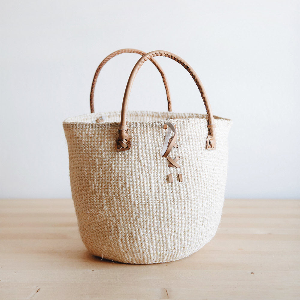 Eco-Friendly Sisal Shopping Tote Bag with Genuine Leather Handles - Stylish & Durable Reusable Grocery Bag for Farmers Market, Beach, or Everyday Use