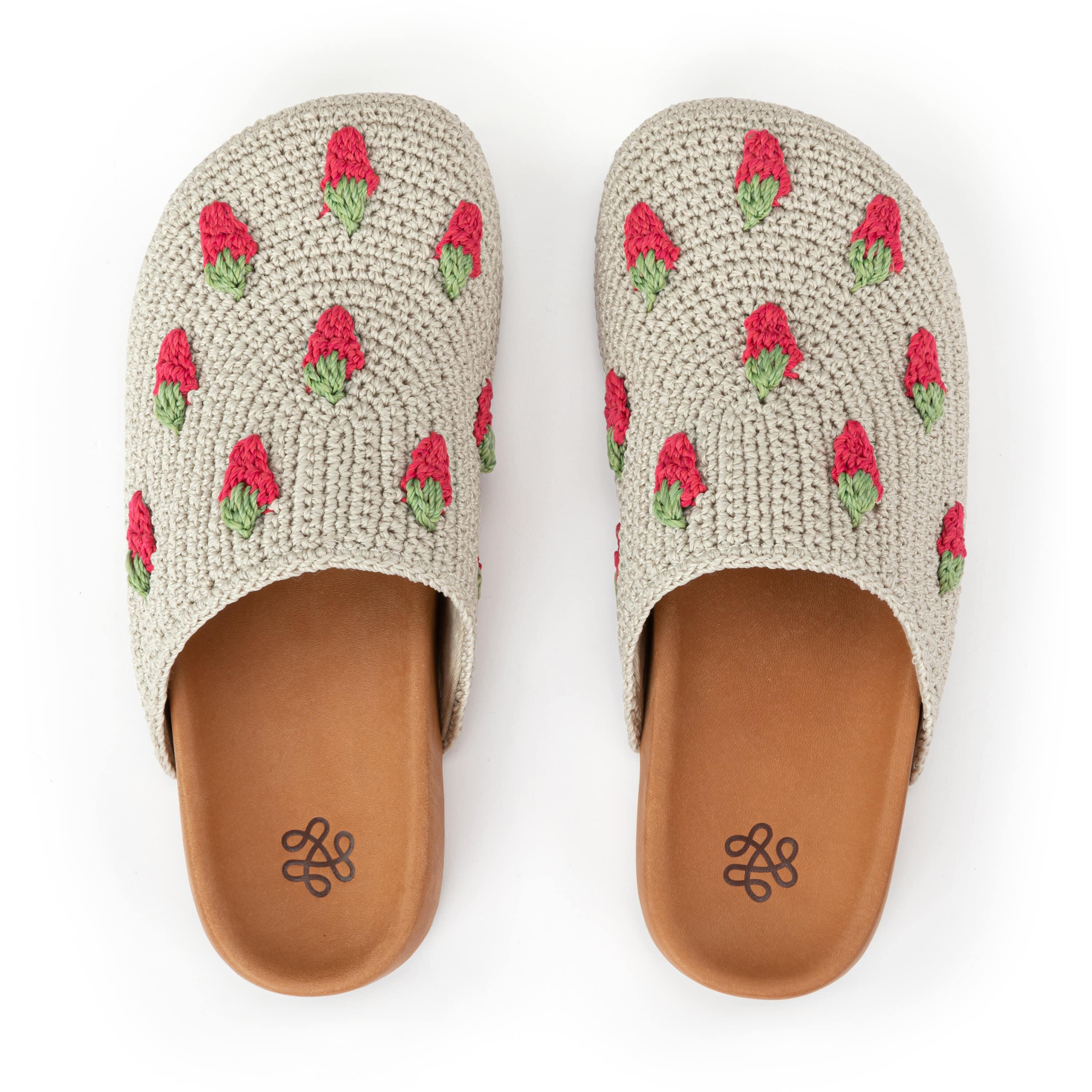Bolinas Clog Hand Crochet Strawberry Sandals - Natural Strawberry Design for Women | Perfect for Beach, Summer, and Casual Outfits
