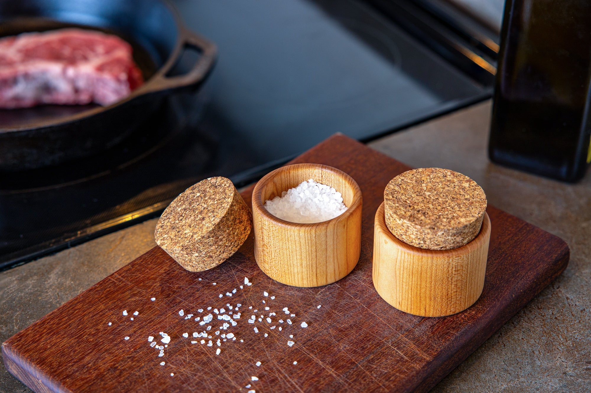 Premium Wooden Salt Cup - Handcrafted Natural Bamboo Salt Holder for Kitchen & Dining Table - Perfect for Himalayan Salt, Sea Salt & Spice Storage
