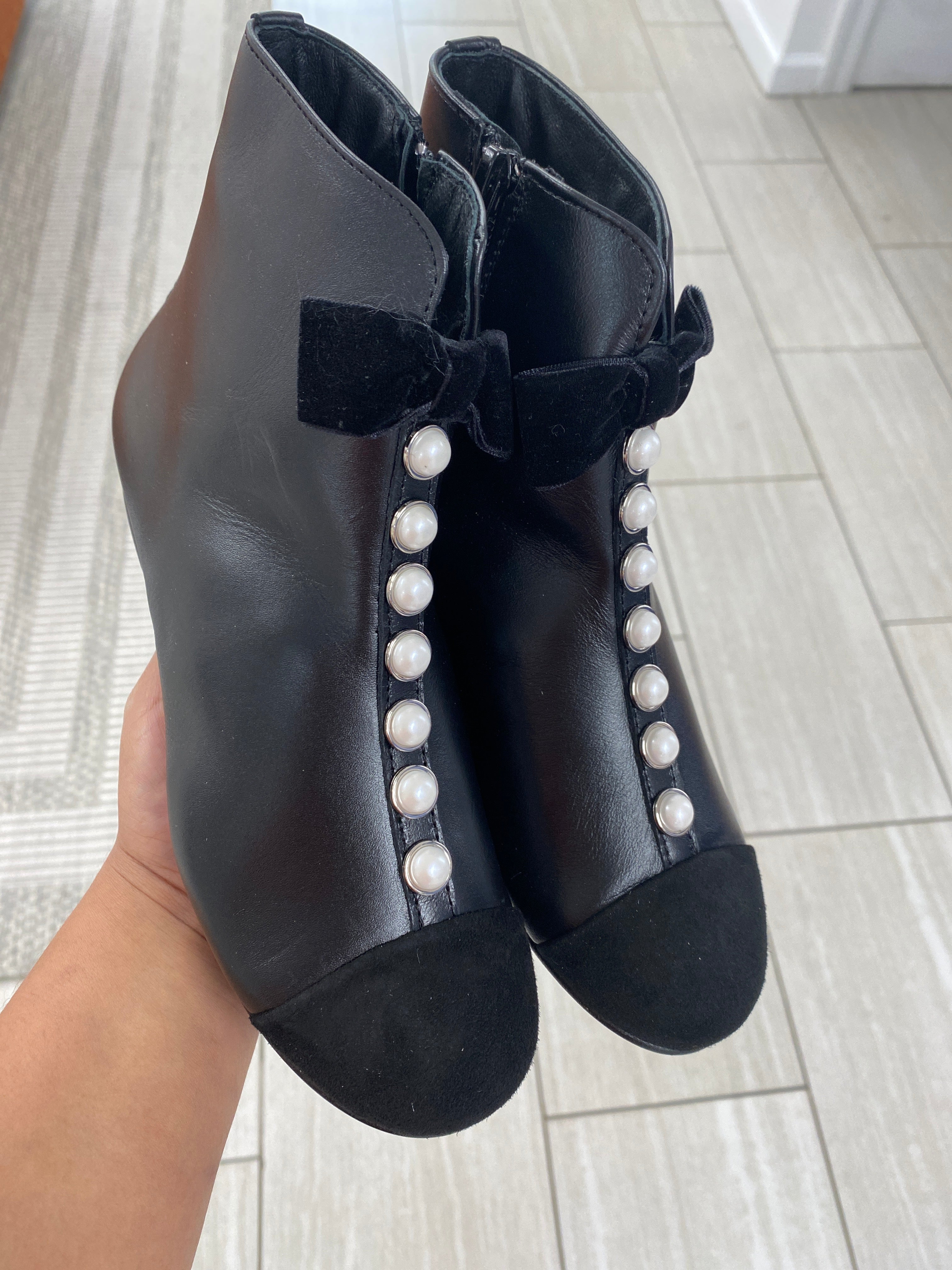 Spain+Co Black Pearl Bow Ankle Boots - Stylish Women's Booties for Casual Outfits, Parties & Date Nights