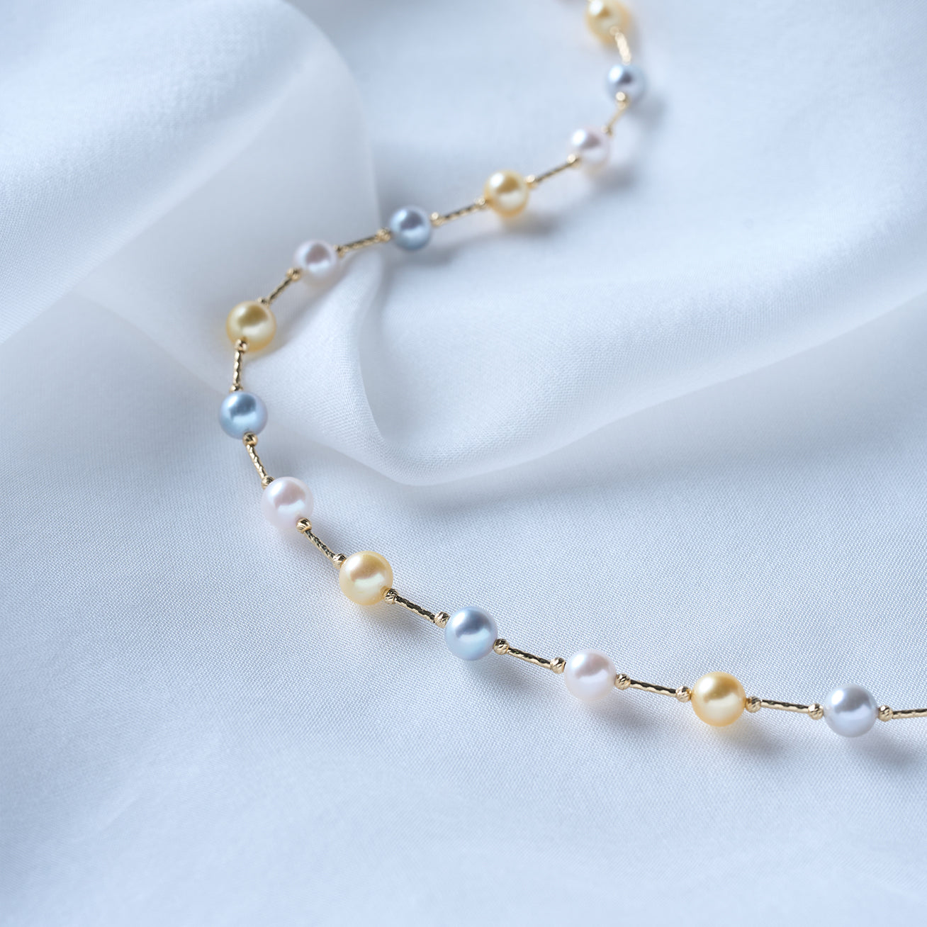 18K Solid Gold Saltwater Pearl Necklace KN00300 | Elegant Women's Jewelry Gift for Wedding, Anniversary & Special Occasions