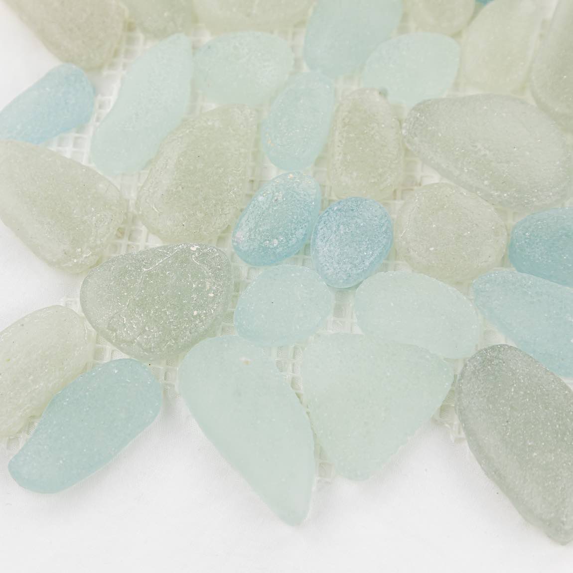 Premium Glass Pebble Mosaic Tiles - Crystal Clear Water Design for Backsplash, Shower Walls & Pool Decor - Natural Stone Look Home Improvement Tiles
