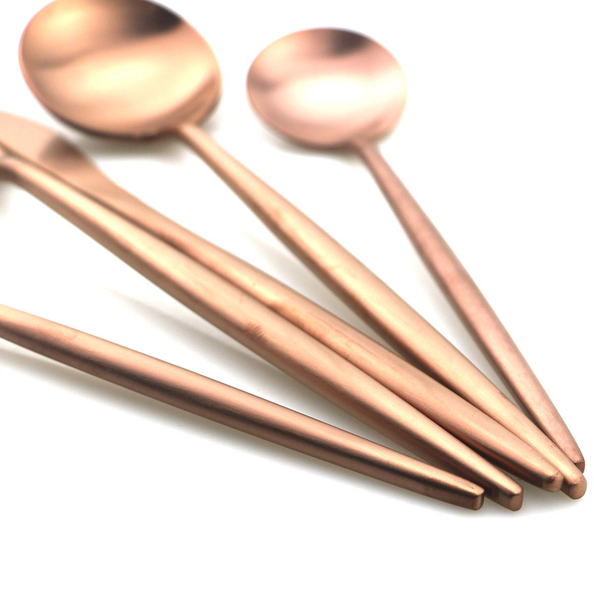 Gugrida 5-Piece Matte Rose Gold Flatware Set - 18/10 Stainless Steel Cutlery Set with Knife, Fork, Spoon, Dessert Fork & Teaspoon - Elegant Silverware for 1 Person - Perfect for Dining, Gifts & Special Occasions