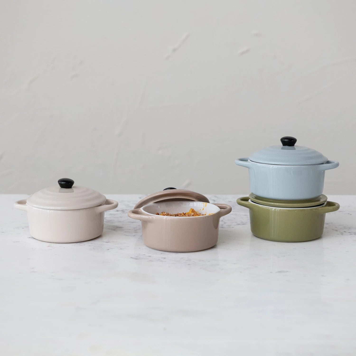 1 Cup Mini Baker with Lid - Oven Safe Ceramic Ramekin for Baking, Cooking & Serving - Perfect for Desserts, Soufflés, Custards & Individual Portions