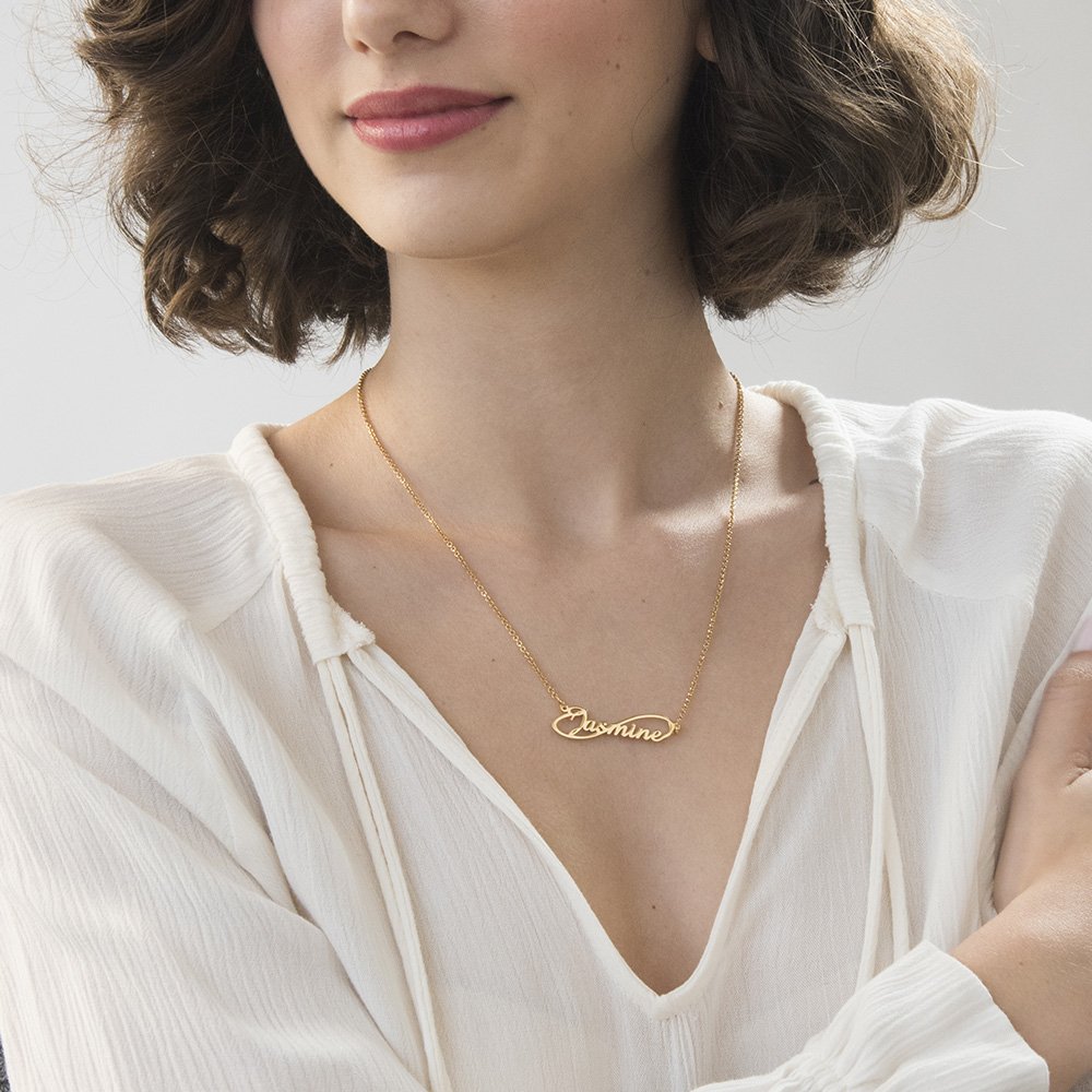 Custom Name Necklace for Women - Personalized Nameplate Pendant Jewelry - Elegant Dainty Gift for Her, Mom, Wife - Perfect for Mother's Day, Christmas, Birthday Gifts - Everyday Wear, Date Night, Special Occasions