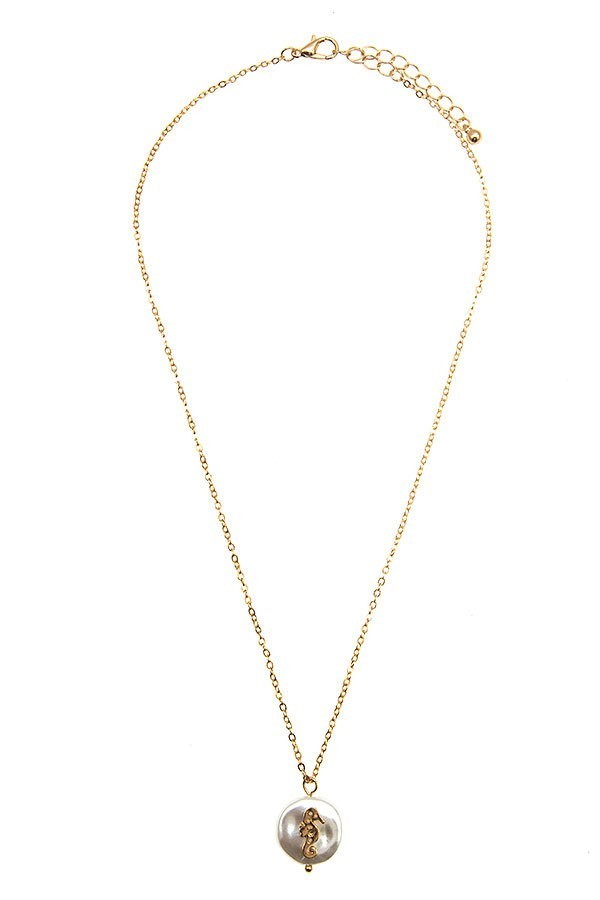 FMN104 Seahorse Pendant Necklace in Gold - Elegant Jewelry Gift for Women, Perfect for Beach Vacations & Summer Outfits