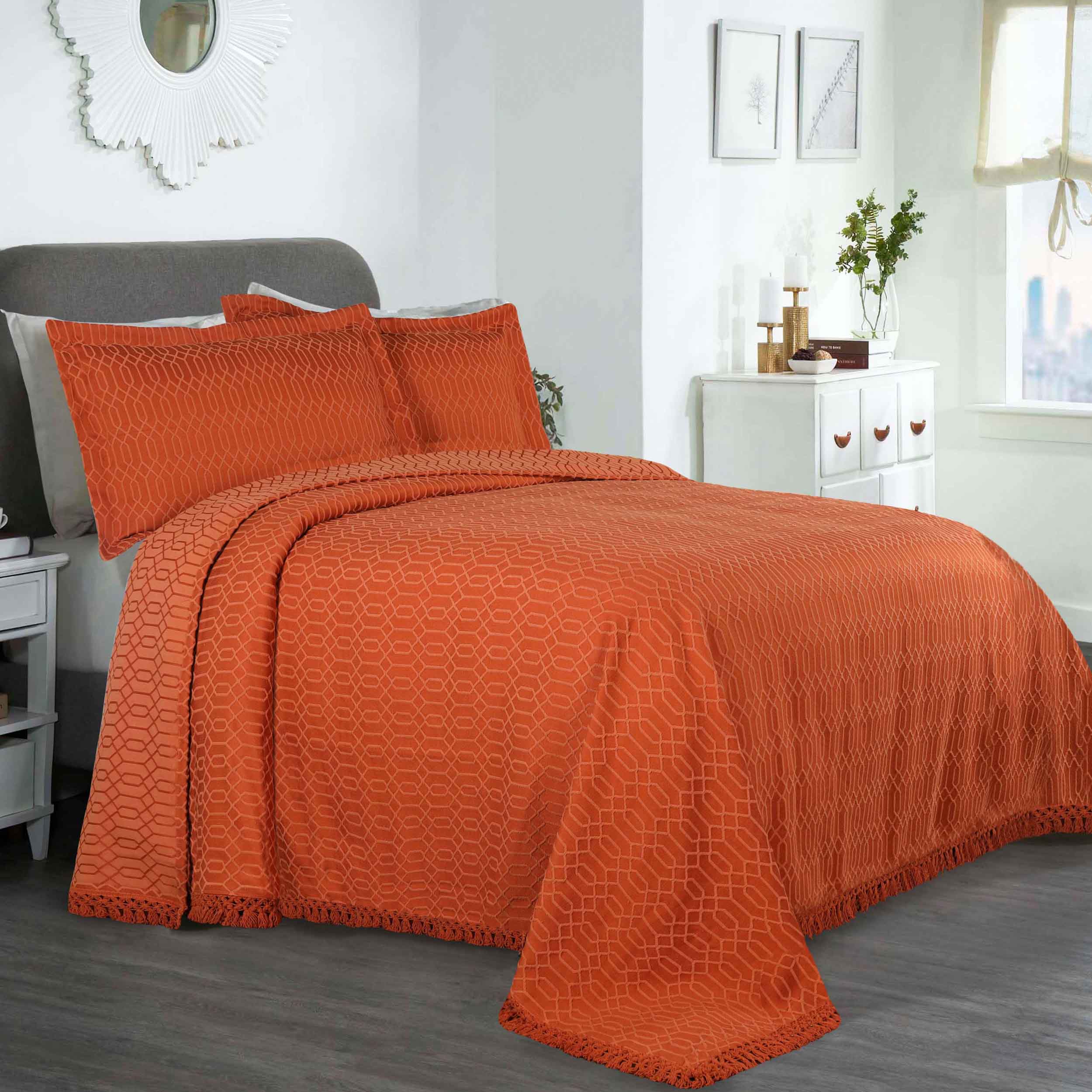 Remi Cotton Blend Jacquard Woven Geometric Fringe Bedspread Set - Queen Size Luxury Bed Cover for Modern Bedroom Decor | Perfect for Master Bedroom, Guest Room & Dorm