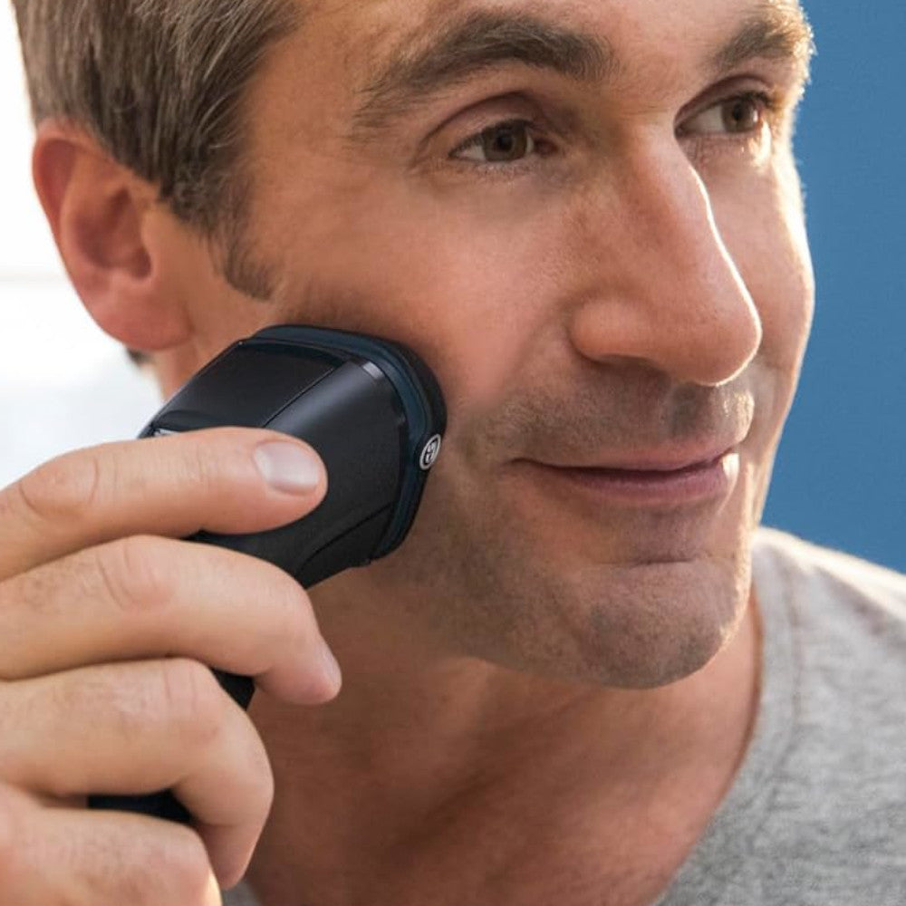 PHILIPS S3233/52 Series 3000 Electric Shaver for Men - Wet & Dry Cordless Rechargeable Razor with ComfortCut Blades - Perfect for Travel, Home & Gym Use