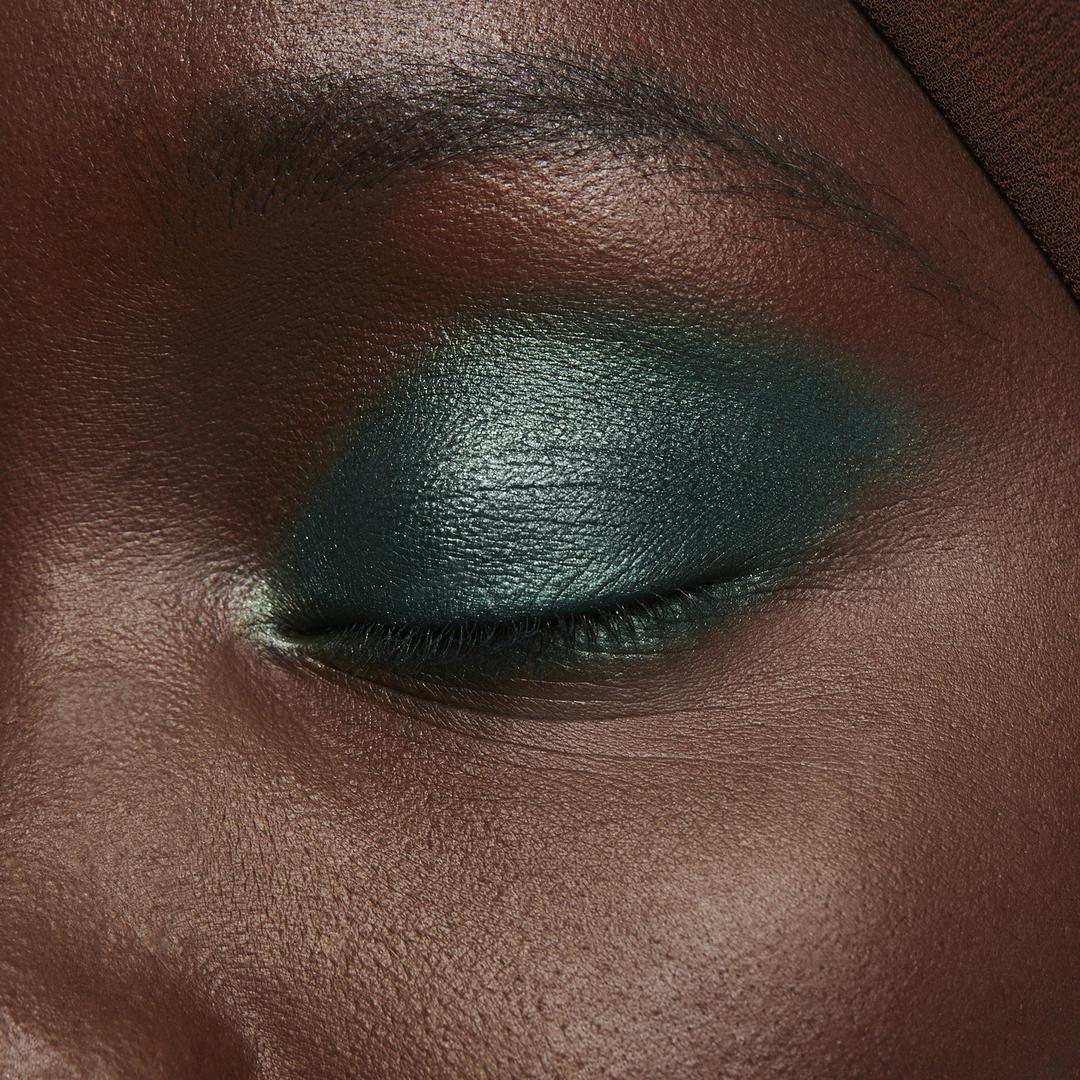 Shadowboxer Eye Crayon Saguaro - Long-Lasting Creamy Eyeliner Pencil for Smoky Eyes & Waterline - Perfect for Day to Night Makeup Looks