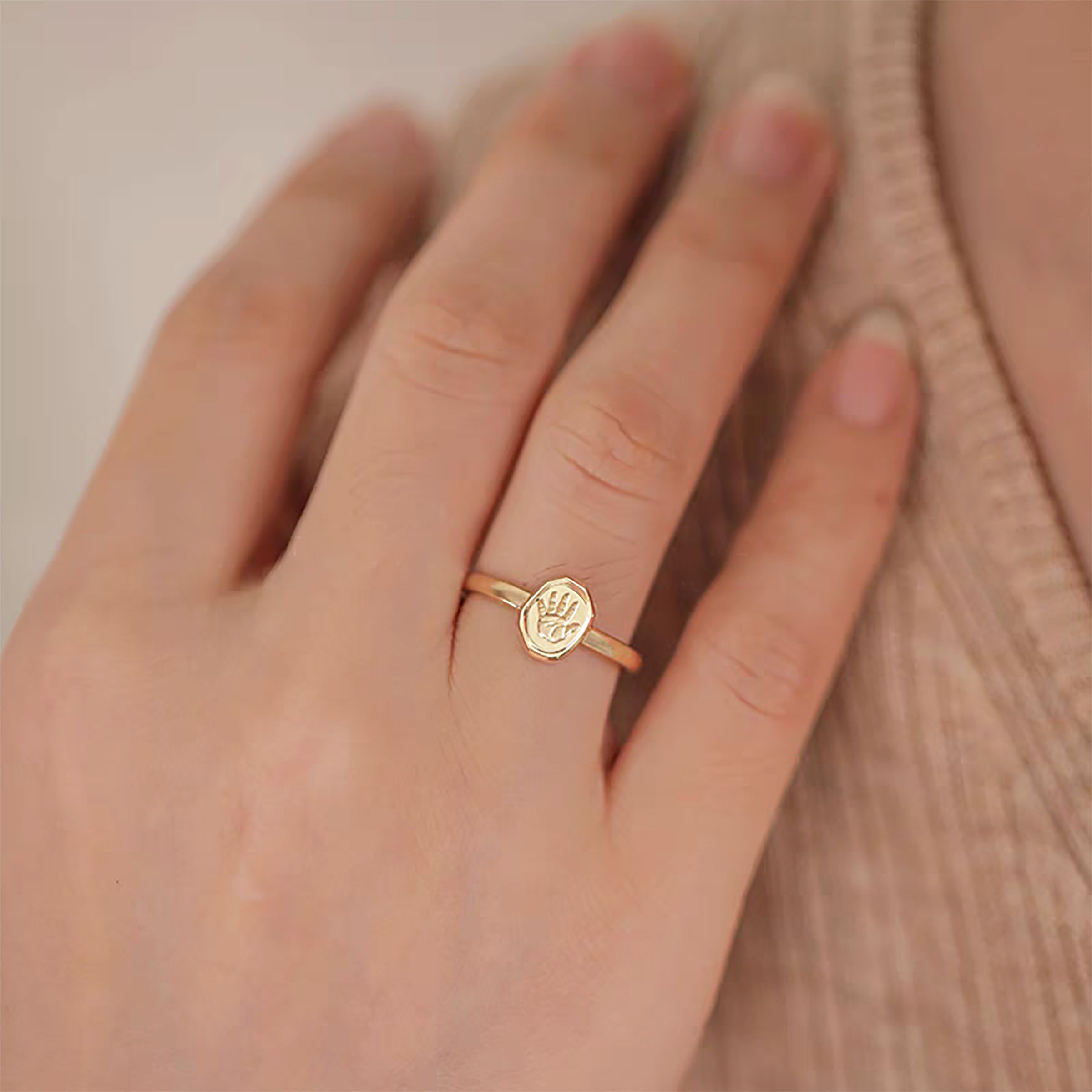 Flora's Embrace Solid Gold Footprint Ring - Elegant Jewelry for Women, Perfect for Mother's Day, Anniversary & Special Occasions