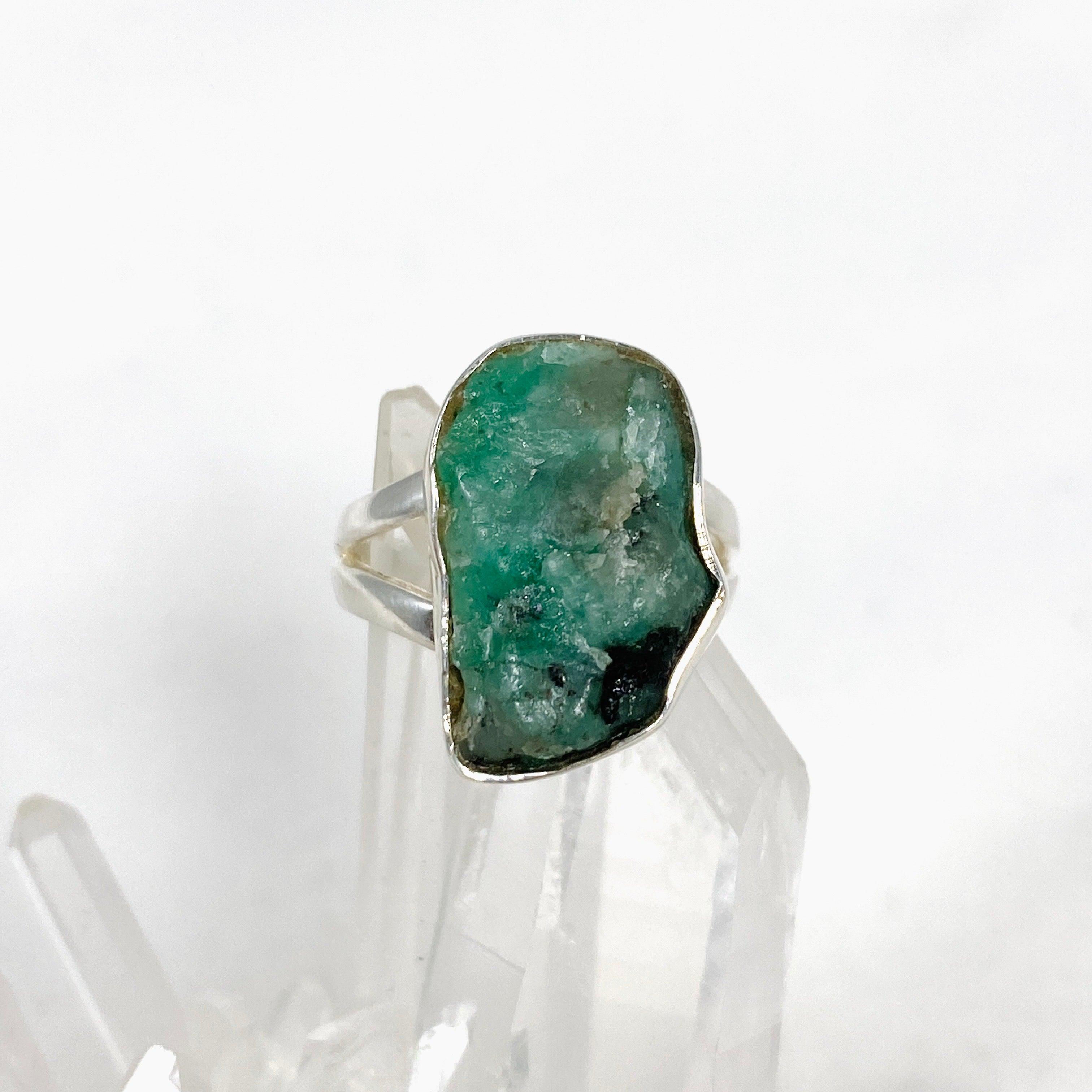Emerald Raw Ring Size 7 for Women - Natural Green Gemstone Jewelry KRGJ2979 | Perfect for Weddings, Parties & Everyday Elegance