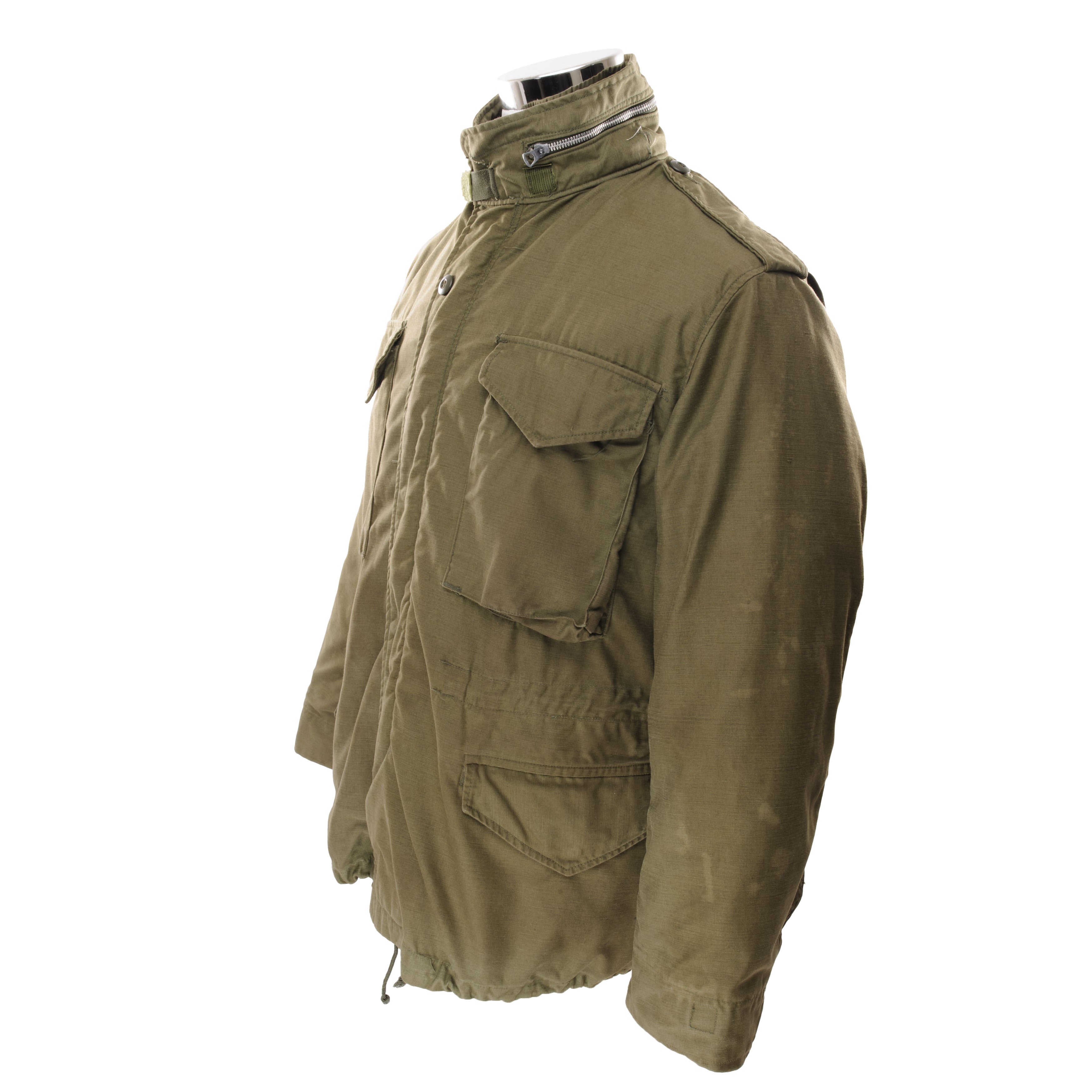 Vintage US Army M65 Field Jacket - Authentic 1969 Vietnam War Military Jacket, Size Medium Short - Perfect for Outdoor Adventures, Military Reenactments & Vintage Fashion