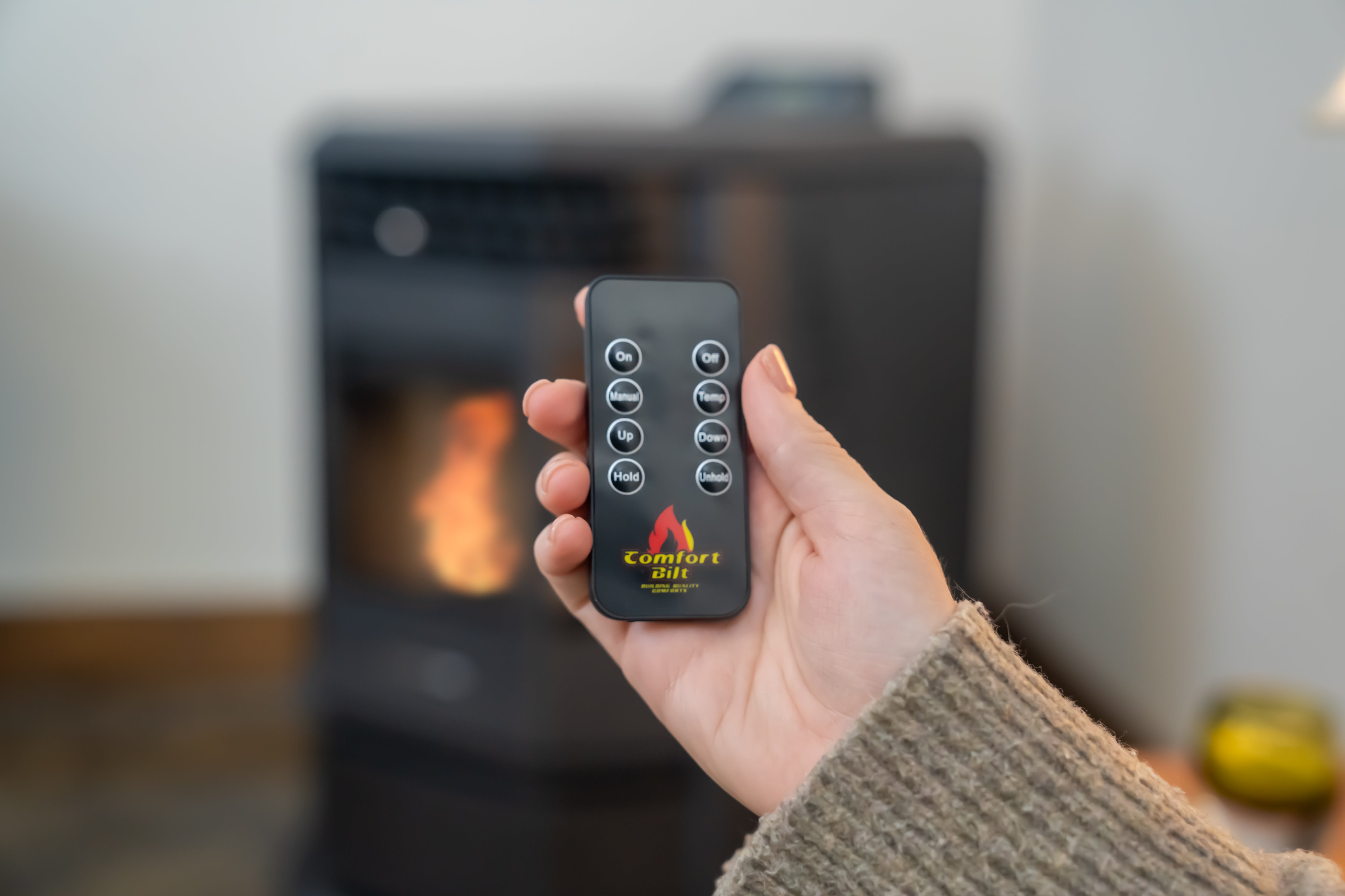 ComfortBilt HP22 Black Pellet Stove - High Efficiency Heating for Home & Cabin | Energy Saving Winter Warmth Solution