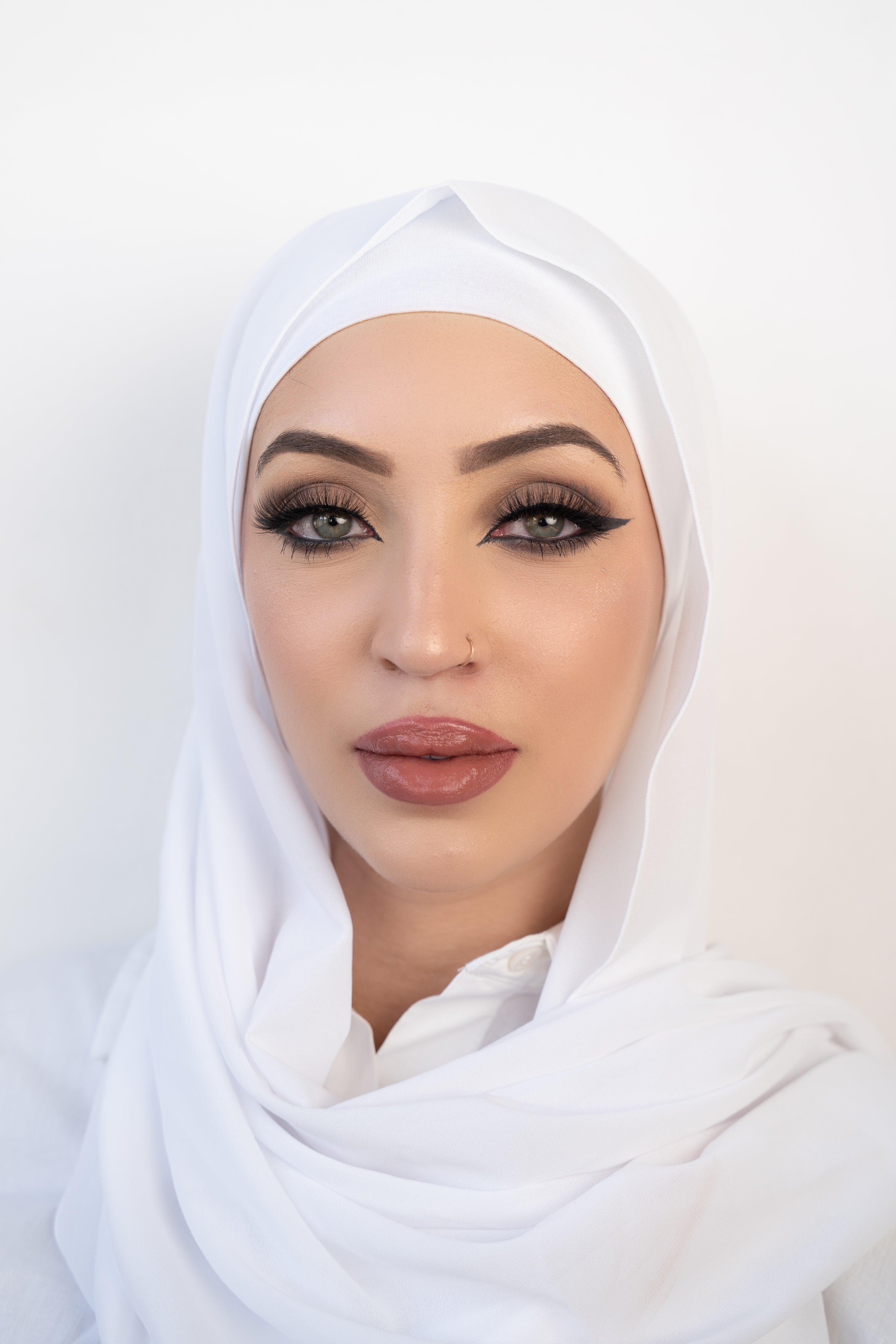 Elegant Chiffon Hijab Set Asma - Soft & Lightweight Muslim Scarf for Women - Perfect for Daily Wear, Prayer, and Special Occasions