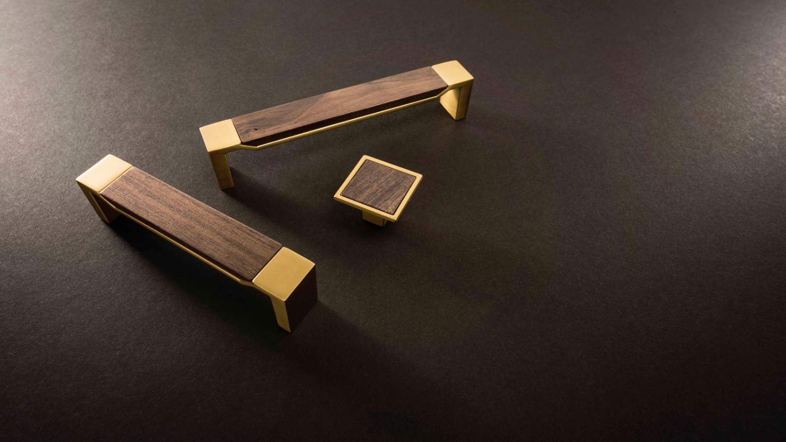 Belwith Keller Matte Black & Walnut Fuse Pull (3 Pack) - 6.3