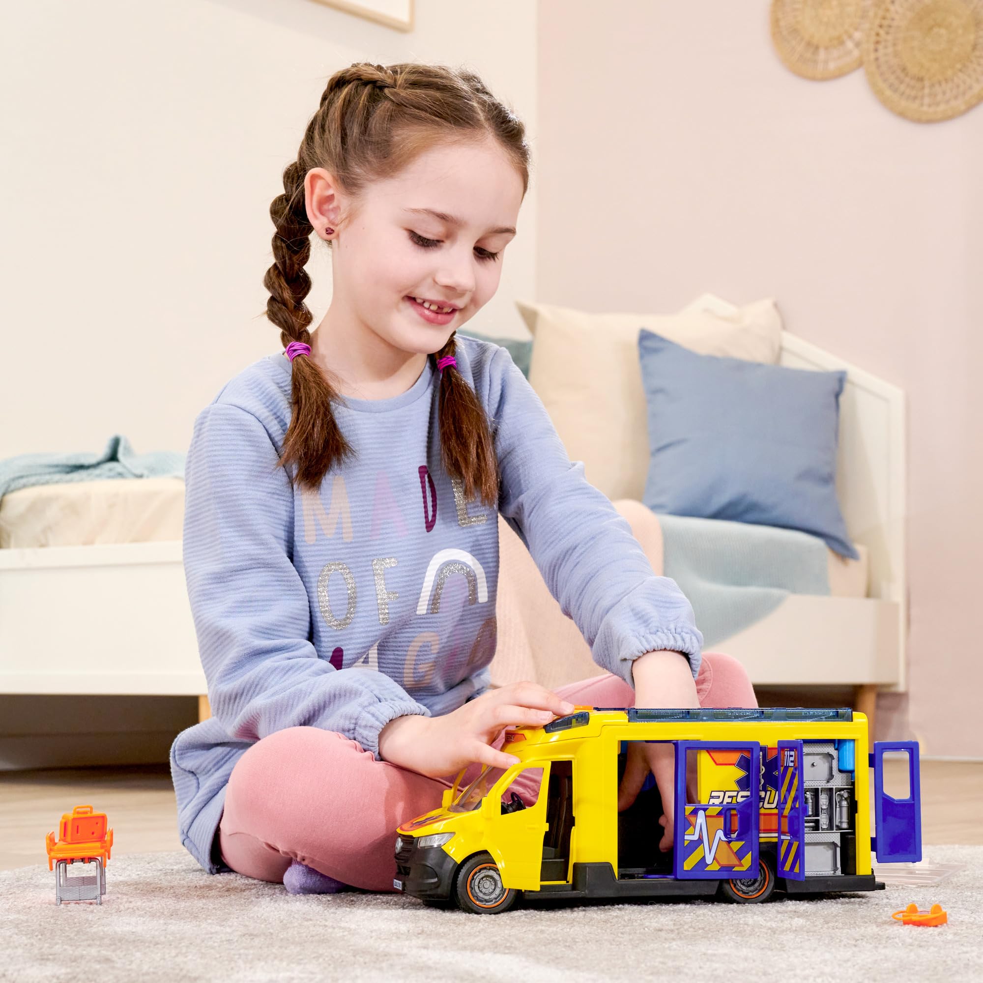 Dickie Toys FIRE & Rescue Ambulance Sprinter - Realistic Emergency Vehicle Toy for Kids, Die-Cast Metal & Plastic Construction - Perfect for Imaginative Play, Role-Playing, and Collecting