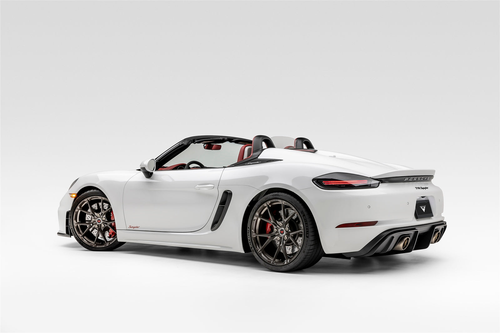 Porsche 718 Spyder VFA 103 Diecast Model Car - 1:18 Scale Collectible Toy for Adults & Kids - Perfect for Display, Gifts & Car Enthusiast Collections