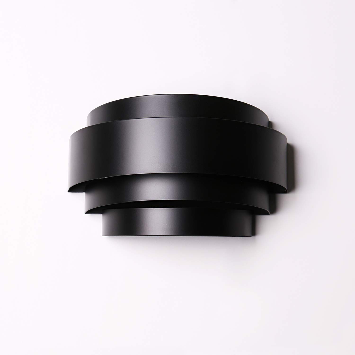 Modern Black Metal Wall Sconce Light - Indoor Wall Lighting Fixture for Home Theater, Staircase, Basement & Bedroom - Dimmable LED Wall Lamp for Ambient Lighting (1PC) - Perfect for Hallway, Living Room and Home Decor