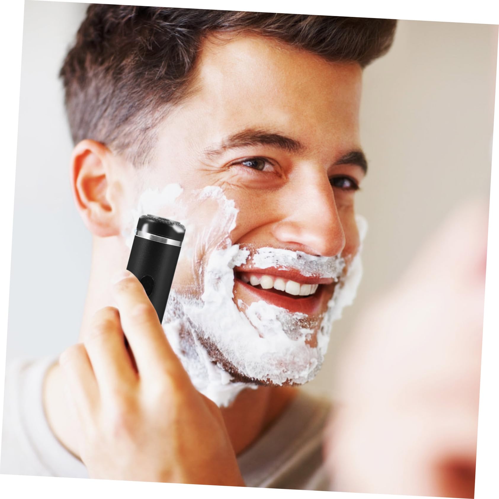 FOMIYES Rechargeable Electric Shaver for Men & Women - Wet/Dry Beard Trimmer & Body Groomer - Perfect for Travel, Gym & Daily Shaving Routine