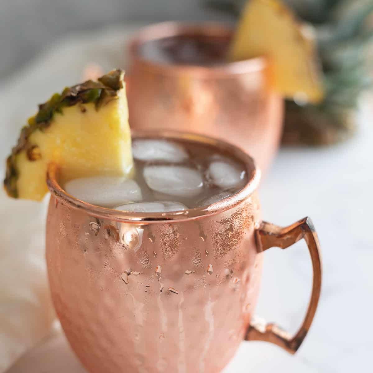 Premium 20oz Moscow Mule Mugs Set of 2 - Pure Copper Cups for Cocktails, Gift Box Included | Perfect for Moscow Mule, Mojito, Whiskey & Iced Coffee | Rust-Free Copper Mugs with Ergonomic Handle for Home Bar & Outdoor Parties