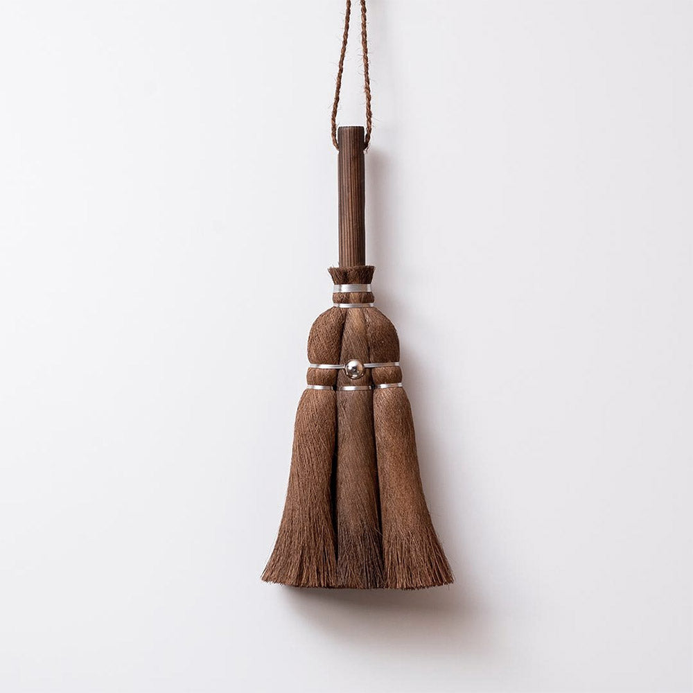 Traditional Japanese Hand Broom - Natural Bamboo Broom for Home Cleaning, Zen Decor & Japanese Tea Ceremony | Perfect for Tatami, Hardwood Floors & Small Spaces