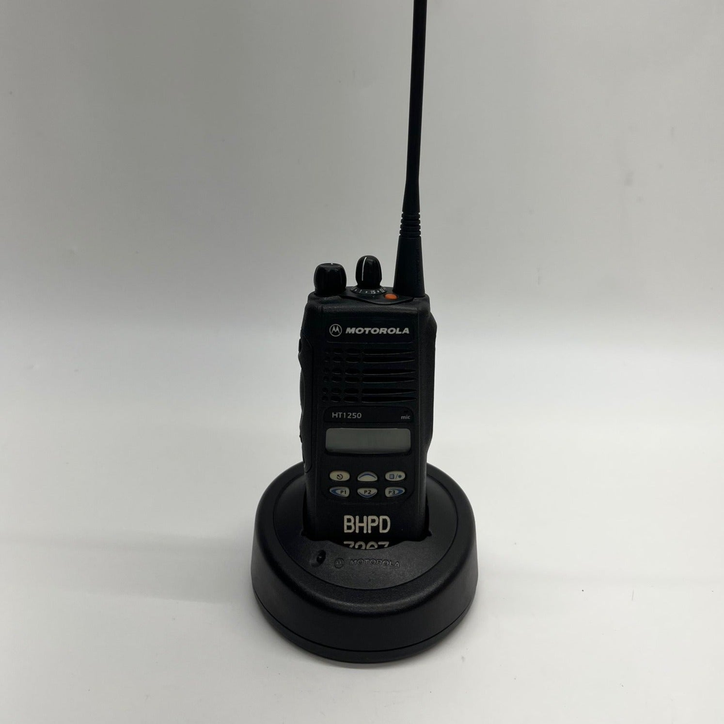 Motorola HT1250 UHF R2 Portable Two-Way Radio - AAH25SDF9AA5AN Model 2 Limited for Business & Outdoor Communication | Ideal for Construction, Security & Emergency Teams