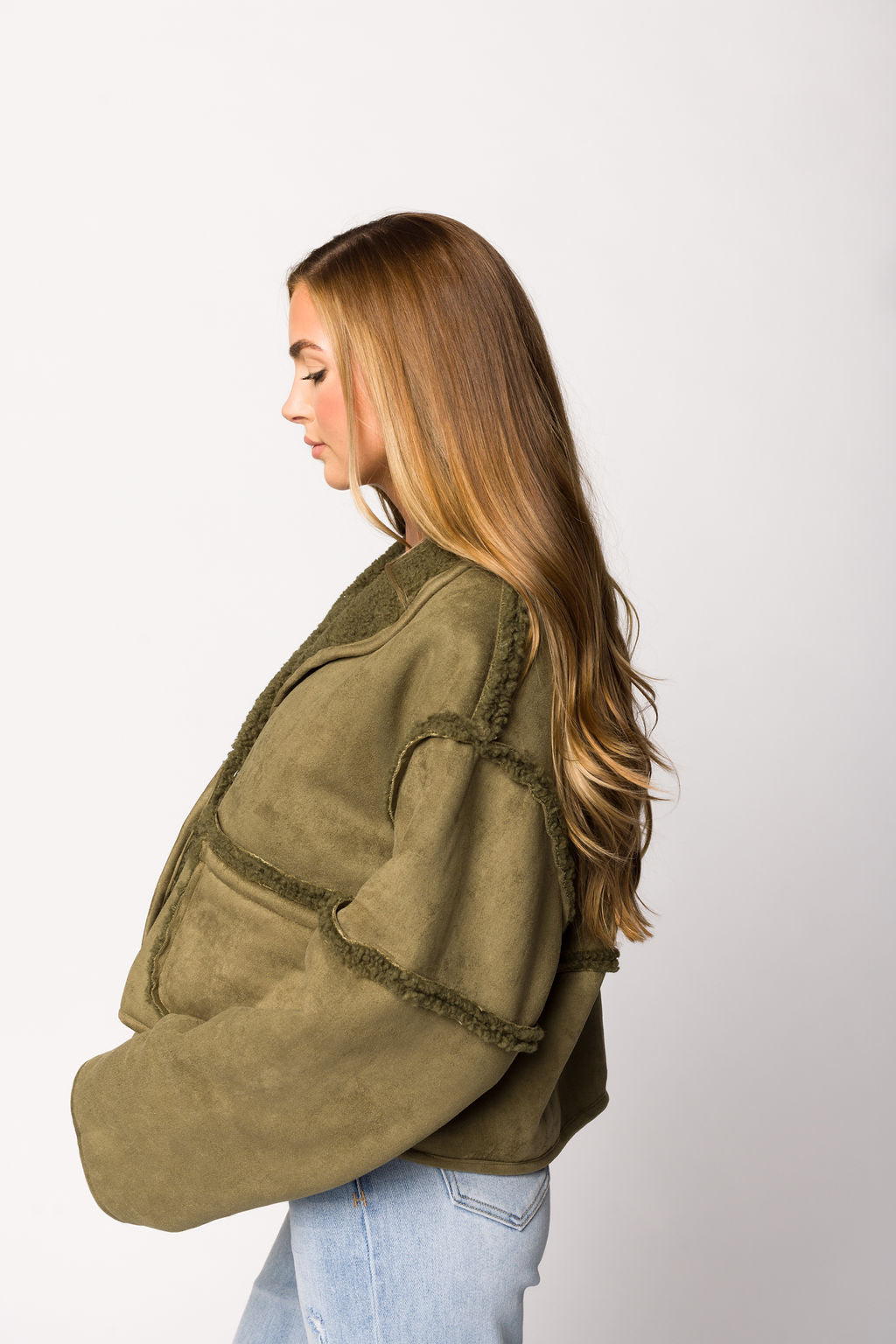 Reversible Sherpa & Suede Jacket for Women - Olive Green Winter Coat | Cozy Fleece Lined Outerwear for Hiking, Camping & Casual Wear