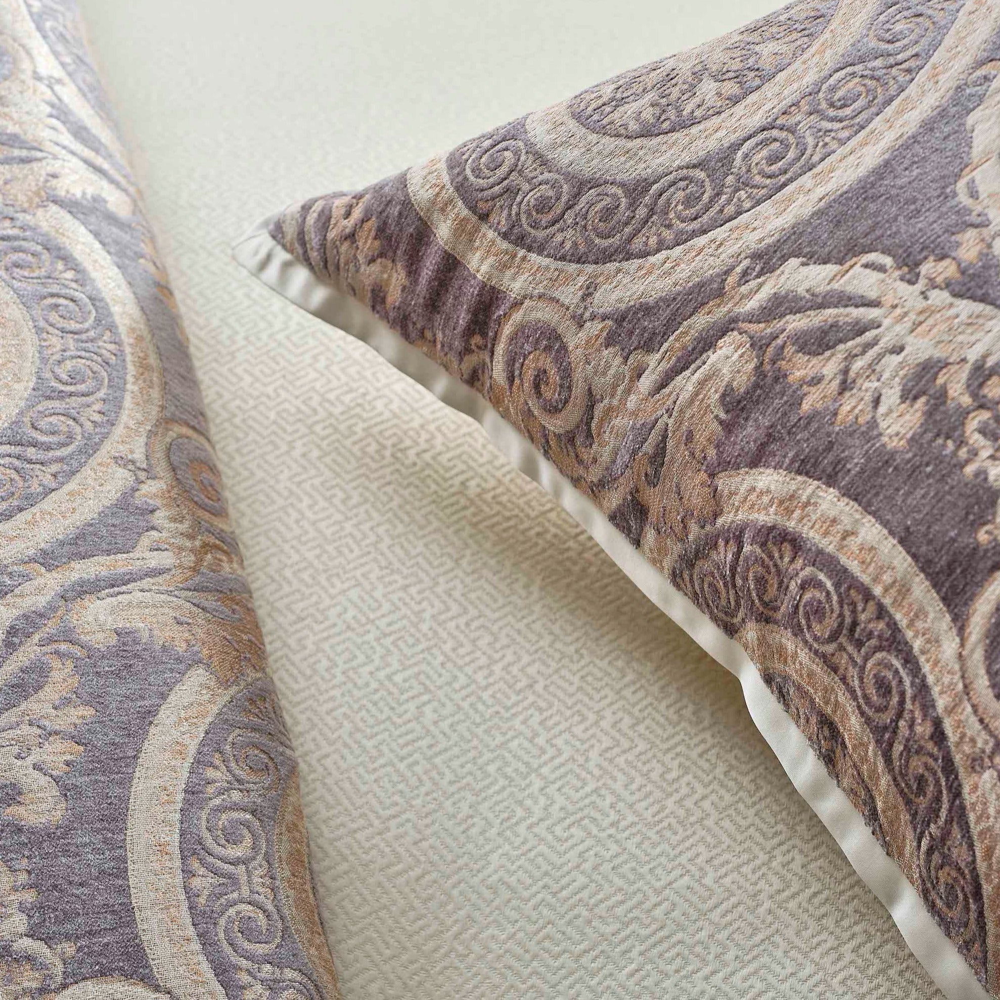Ionia Throw Blanket - Soft & Cozy Knit Throw for Couch, Bed, and Sofa - Perfect for Home Decor, Gifts, and Relaxation