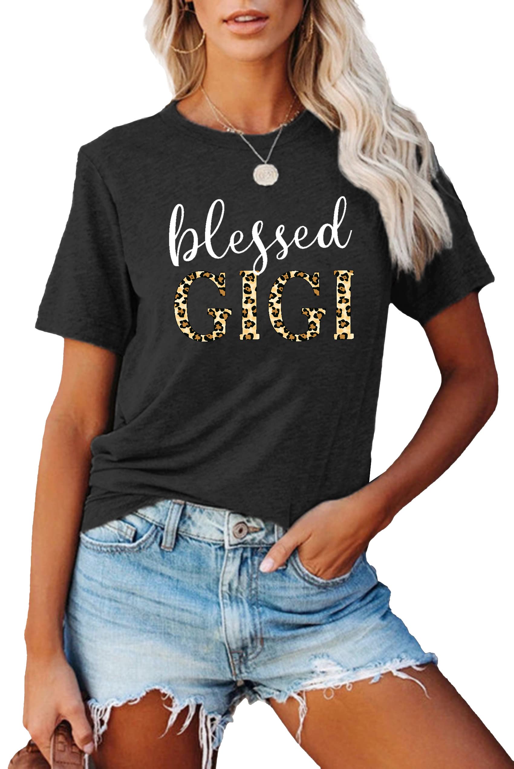 Blessed Gigi T-Shirt for Grandma - Women's Leopard Print Graphic Tee - Cute Mimi Gigi Shirts for Women - Perfect Gift for Grandmothers - Casual Wear & Family Gatherings