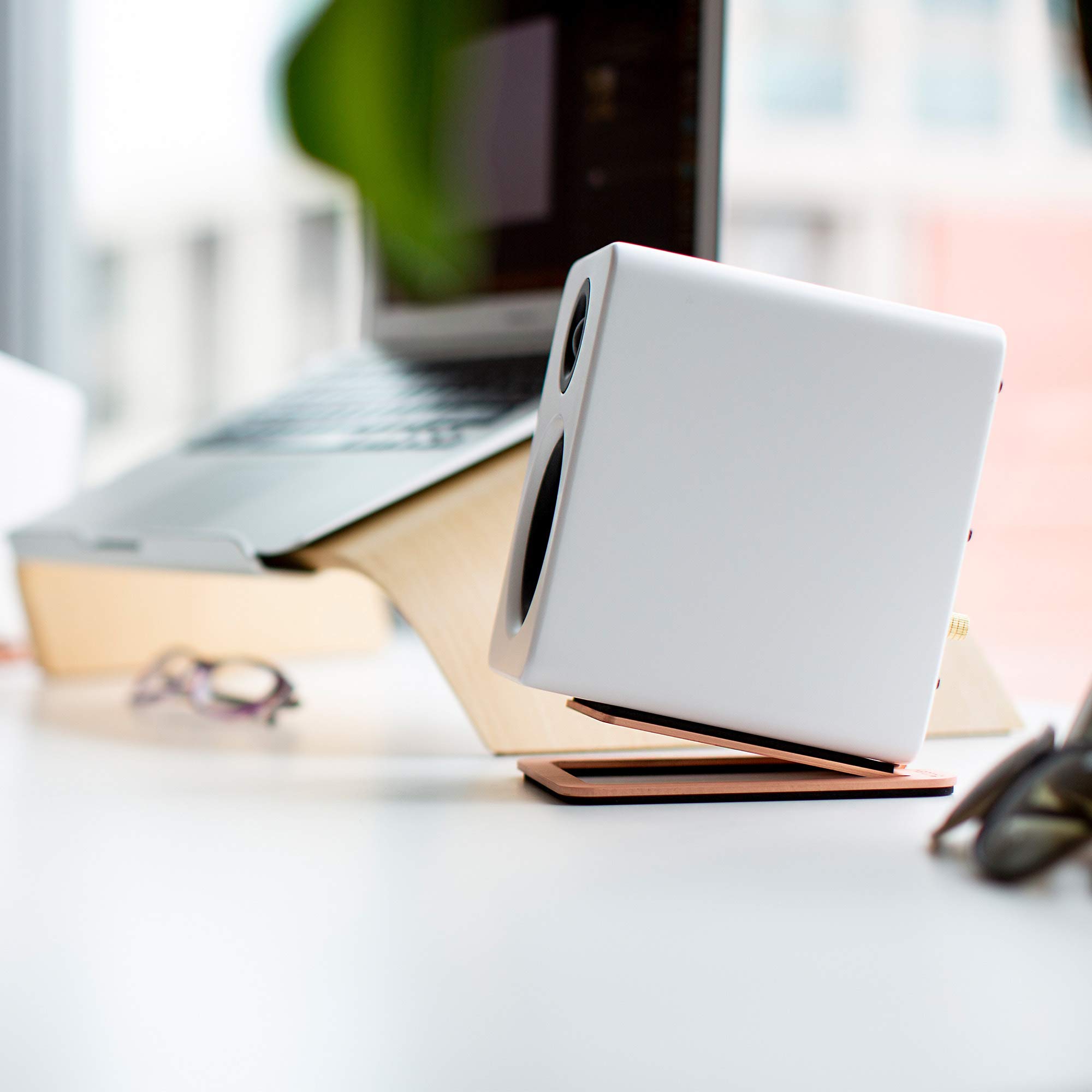Kanto YU2 100W Powered Desktop Speakers with 3