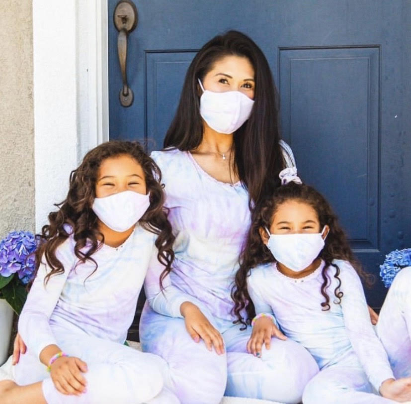 Premium 3-Ply Disposable Face Masks - Breathable & Comfortable for Daily Protection - Ideal for Work, Travel, and Public Safety